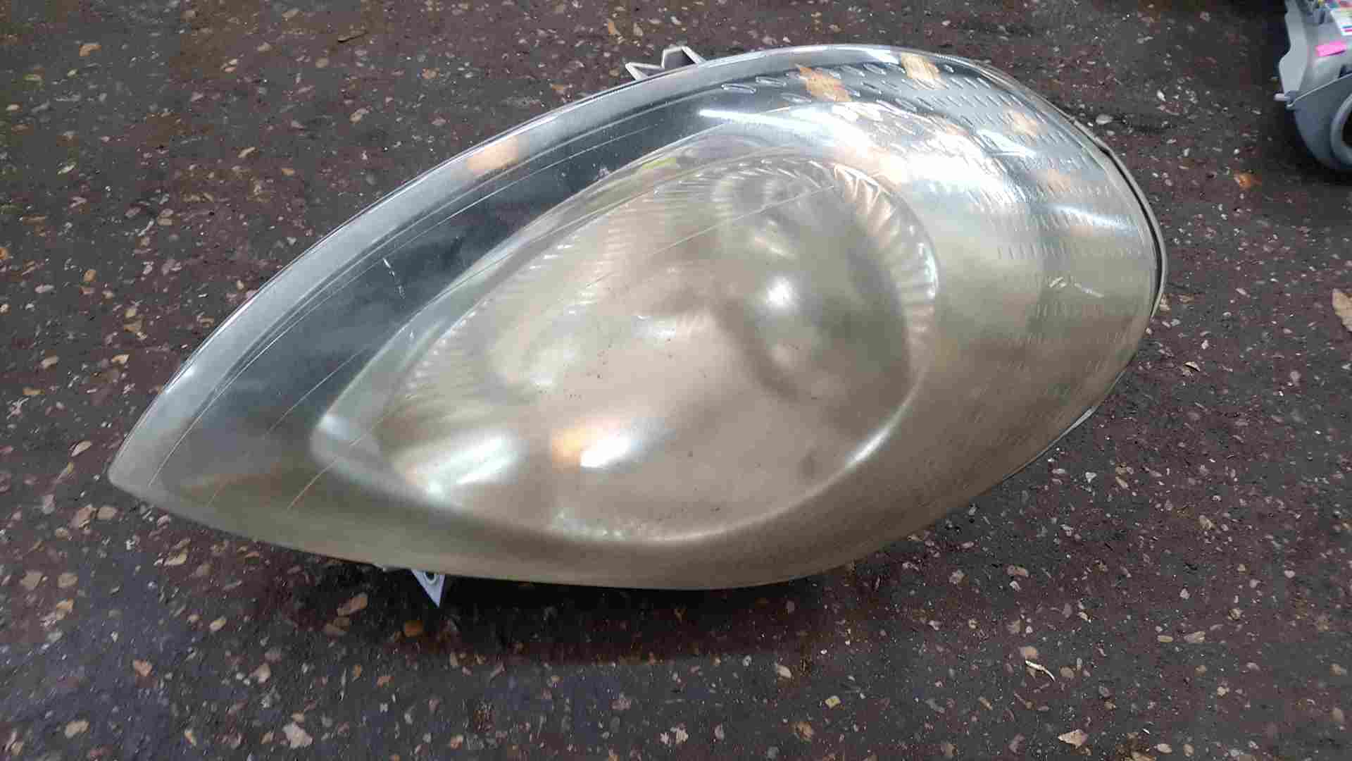 Thumb 2 Renault Trafic Vivaro 2001-2006 Passenger NSF Front Headlight Cloudy 7700311374