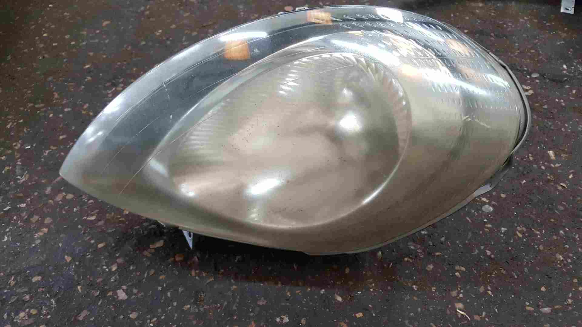 Renault Trafic Vivaro 2001-2006 Passenger NSF Front Headlight Cloudy 7700311374