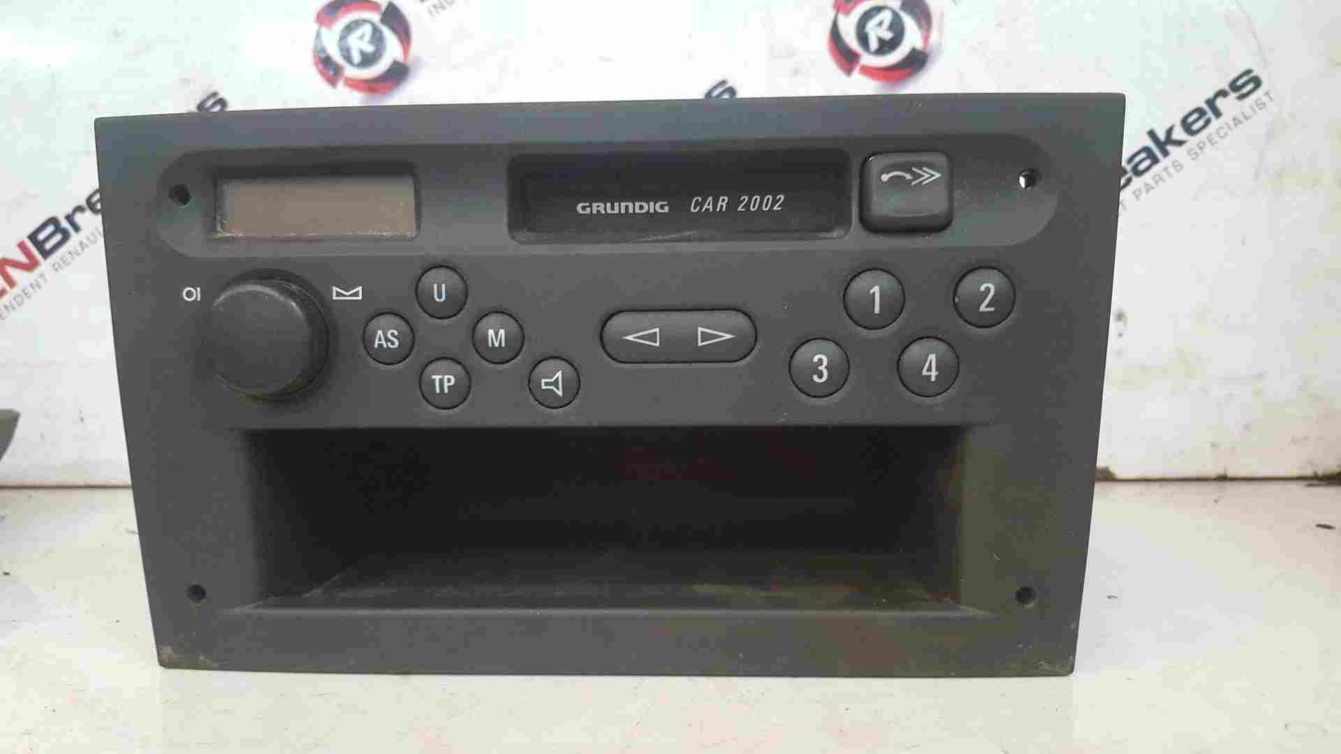 Thumb 5 Renault Trafic Vivaro 2001-2006 Radio Tape Player + Cubby