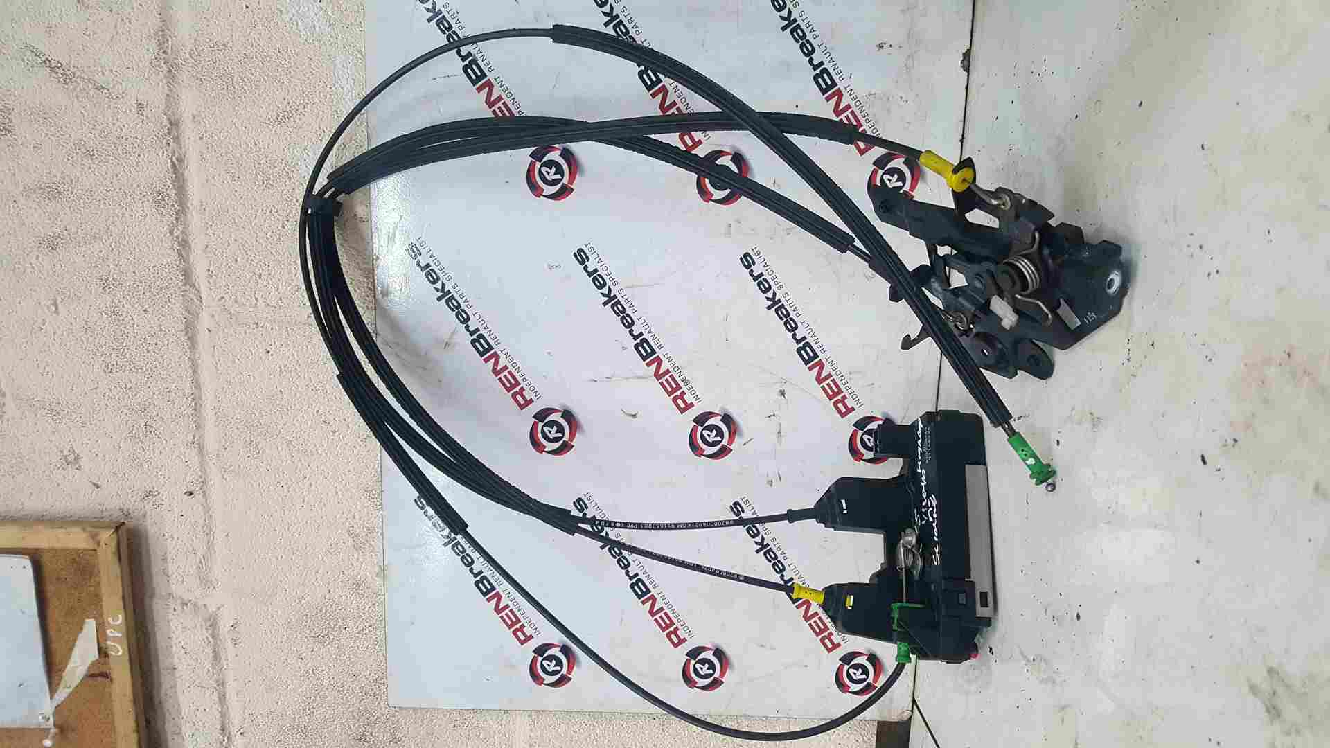Thumb 7 Renault Trafic Vivaro 2001-2006 Right Os Sliding Door Lock Mechanism + Cables