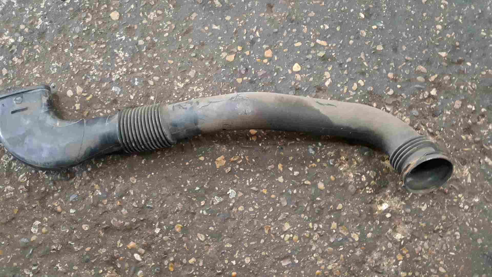 Thumb 3 Renault Trafic Vivaro 2006-2014  1.9 DCI Intercooler Pipe Hose 8200072754