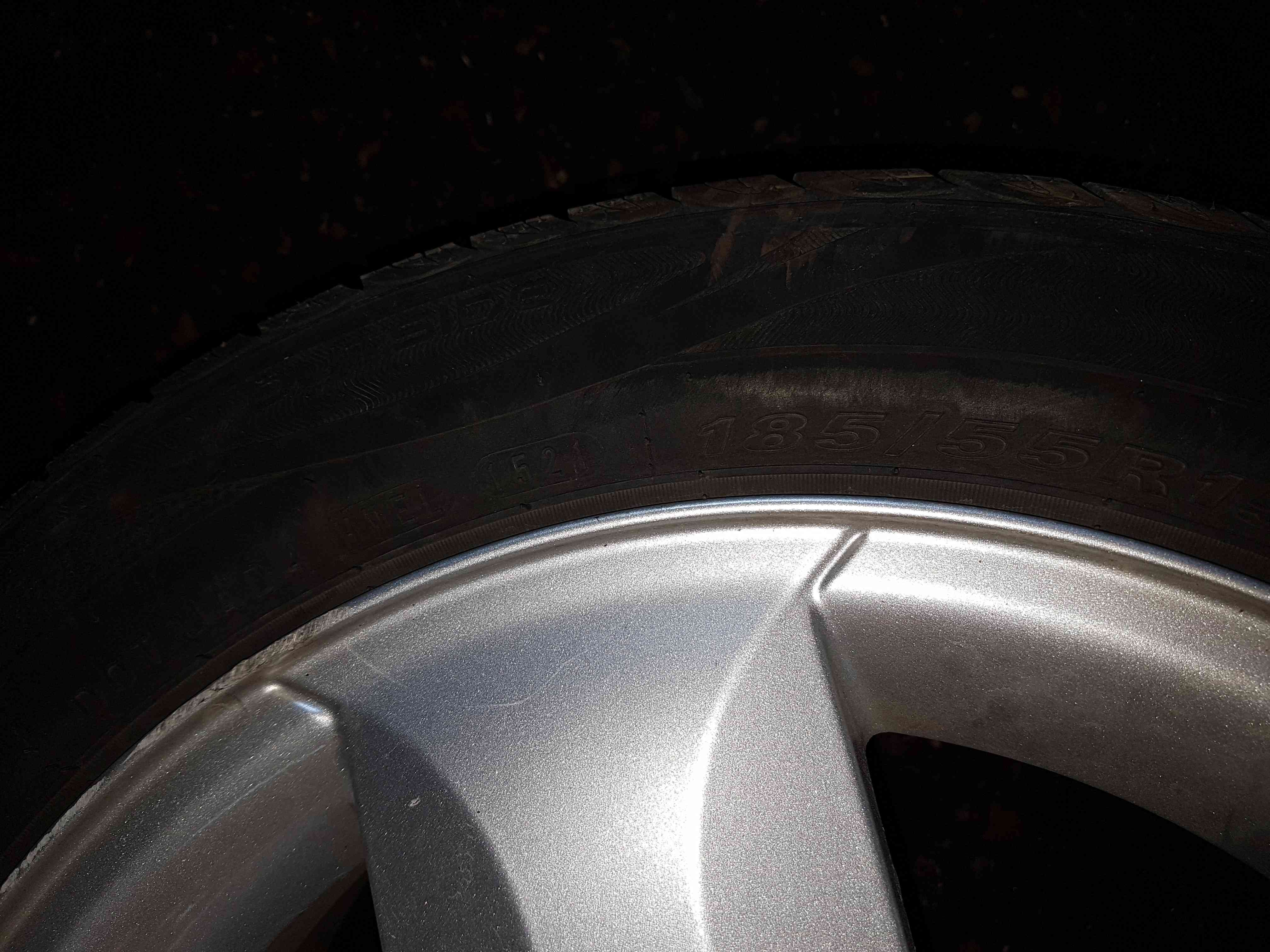 Thumb 3 Renault Twingo  2007-2011 Alloy Wheel 15Inch 185 55 15 4/5