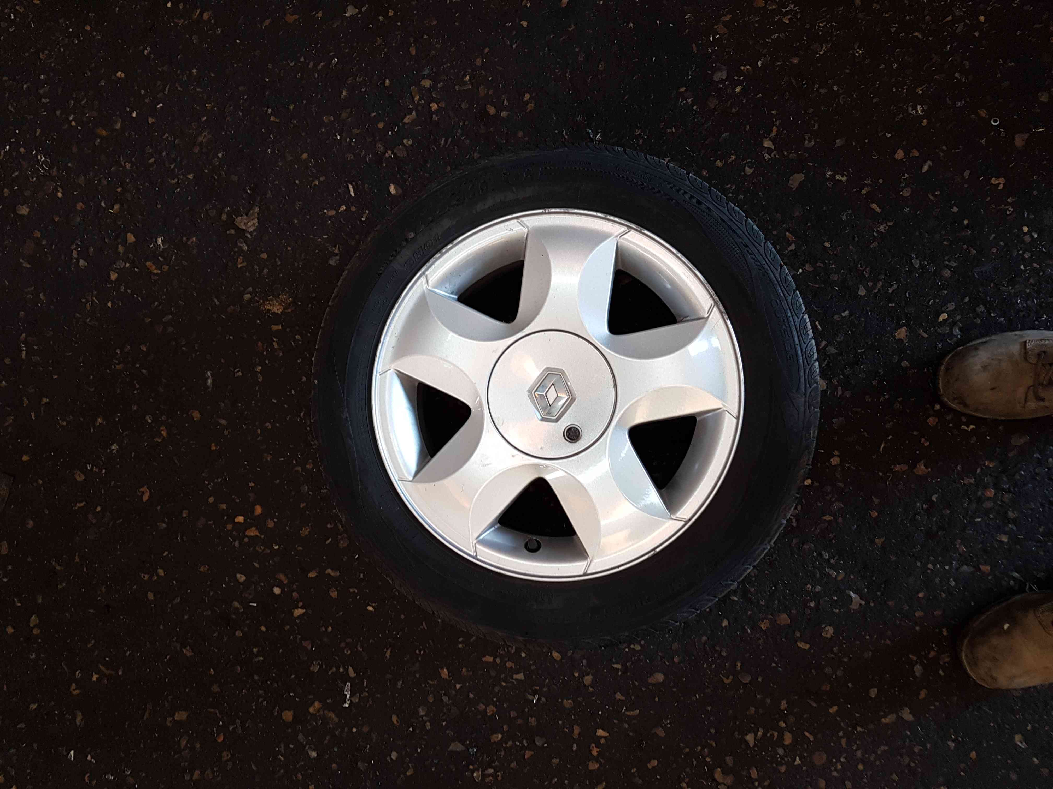 Thumb 8 Renault Twingo  2007-2011 Alloy Wheel 15Inch 185 55 15 4/5