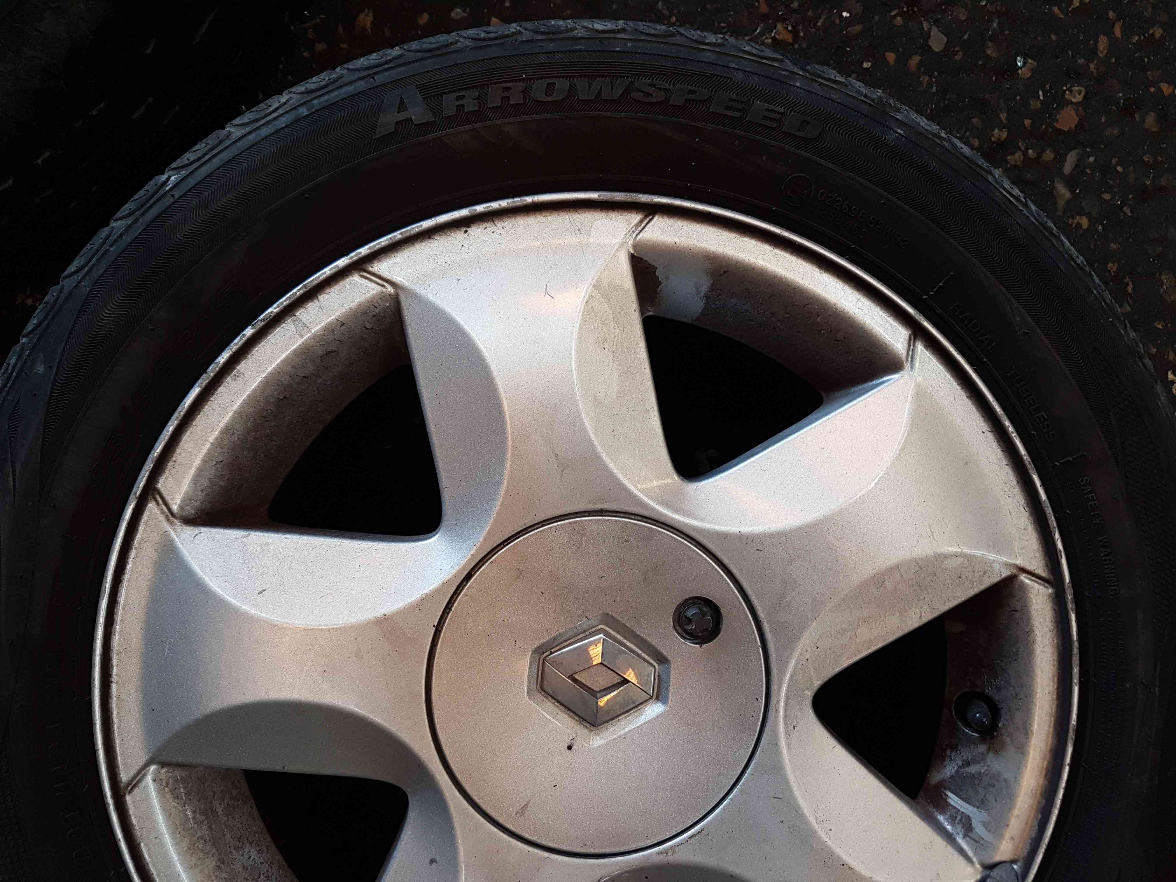 Thumb 4 Renault Twingo 2007-2011 Alloy Wheel  3/5 8200449952