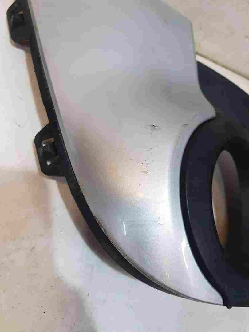 Thumb 6 Renault Twingo 2007-2011 Drivers OSF Front FOG Light Surround Bumper