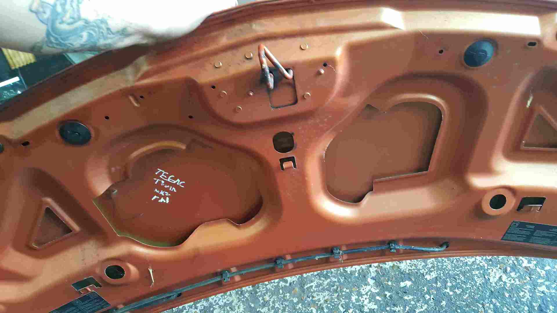 Thumb 3 Renault Twingo 2007-2011 Front Bonnet Orange TEENC