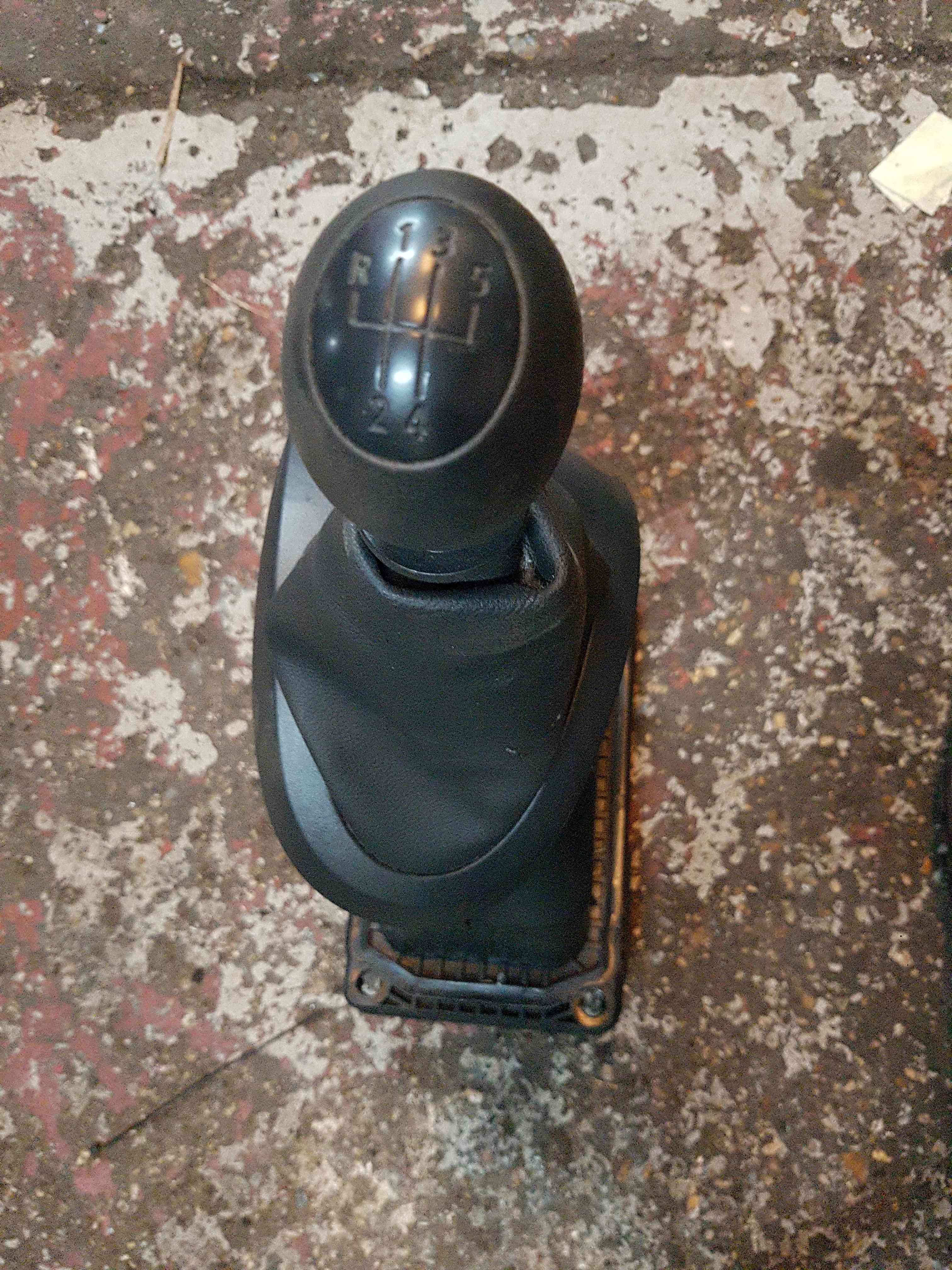 Thumb 2 Renault Twingo 2007-2011 Gearstick Shifter Mechanism 8200550461