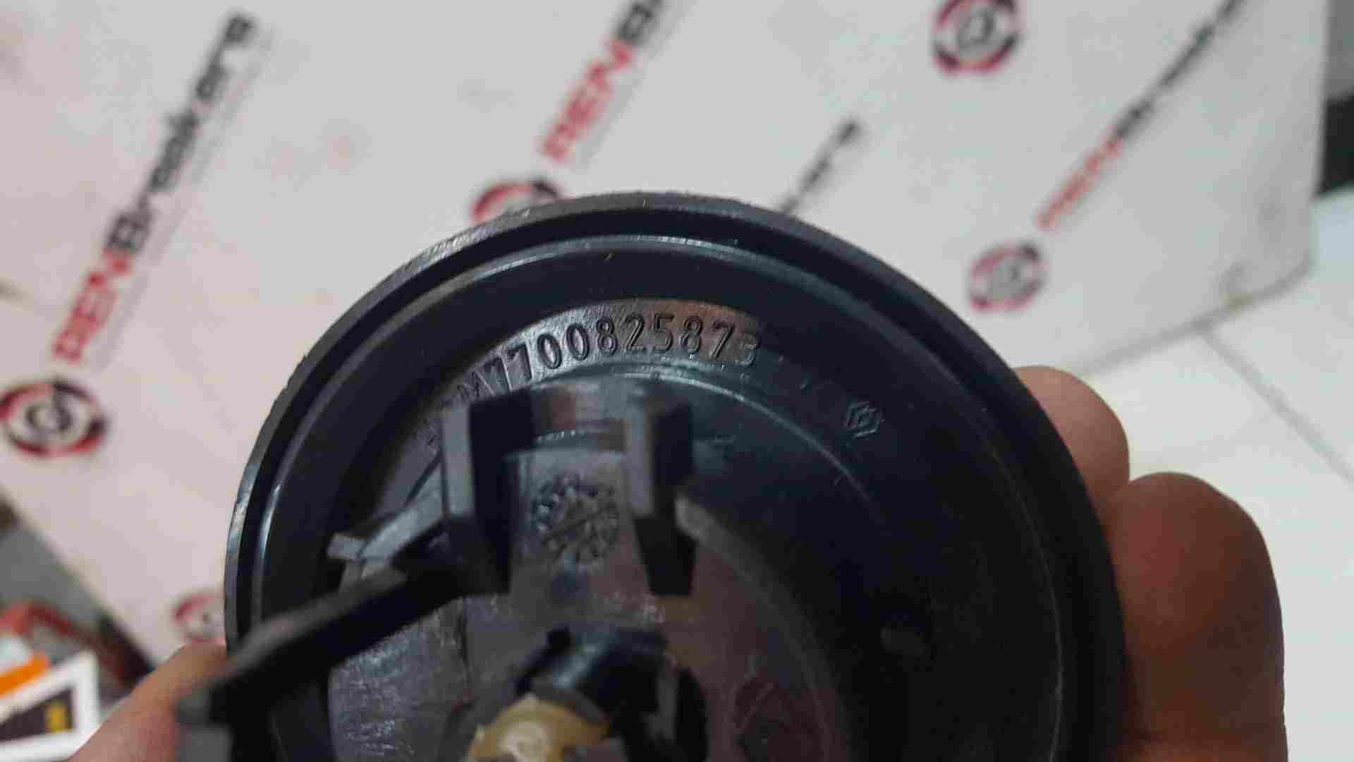 Thumb 4 Renault Twingo 2007-2011 Ignition Barrel + KEY Door Fuel CAP Lock SET 