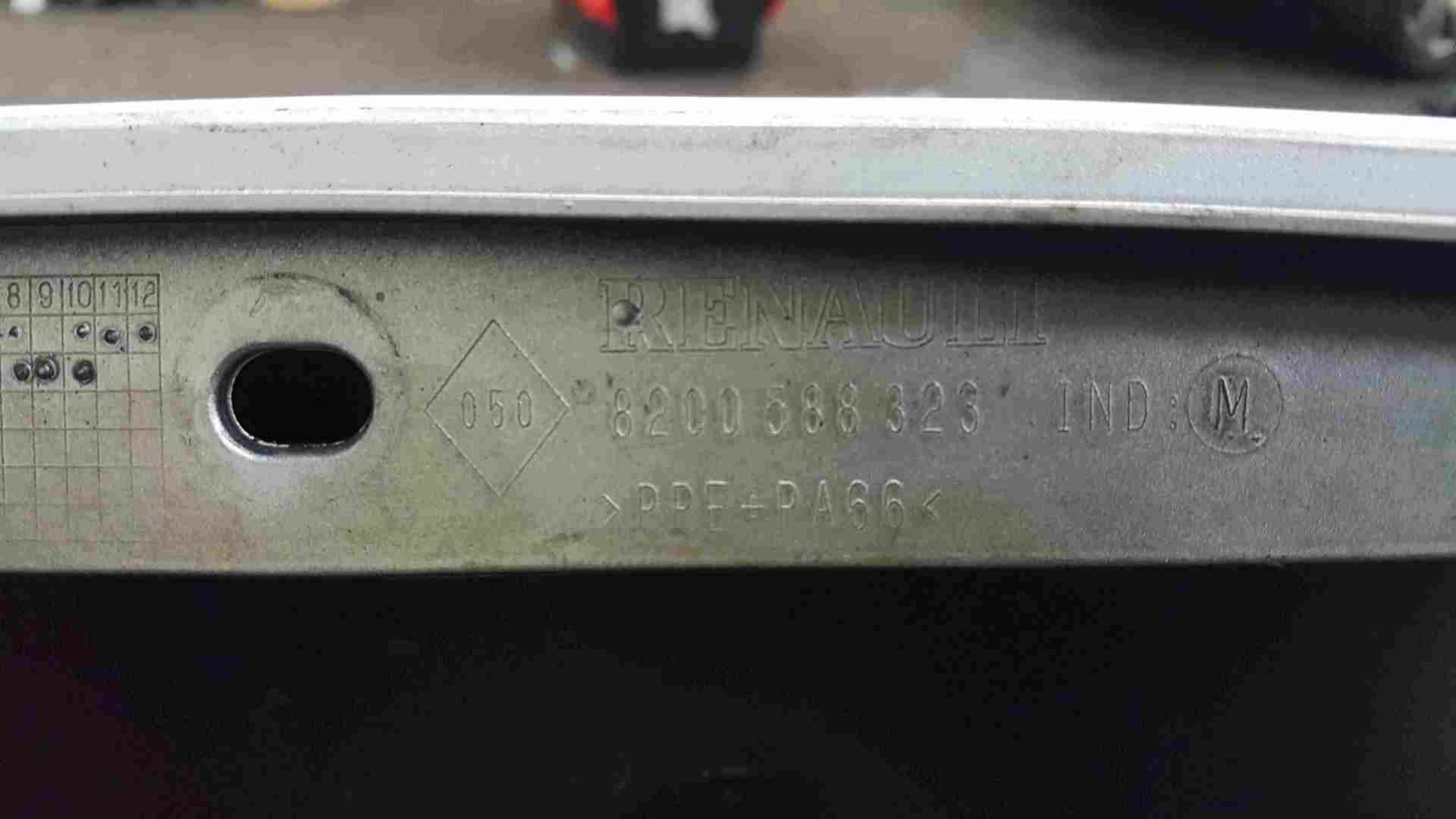 Thumb 2 Renault Twingo 2007-2011 Passenger NS Wing Silver TED69 8200588323