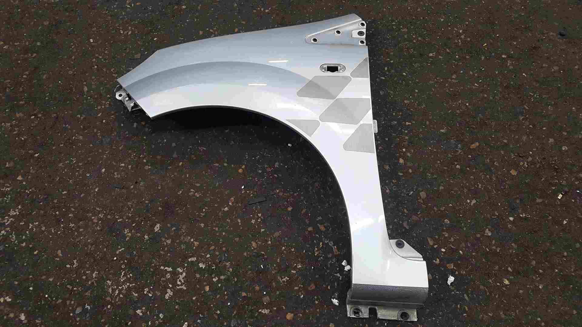 Renault Twingo 2007-2011 Passenger NS Wing Silver TED69 8200588323