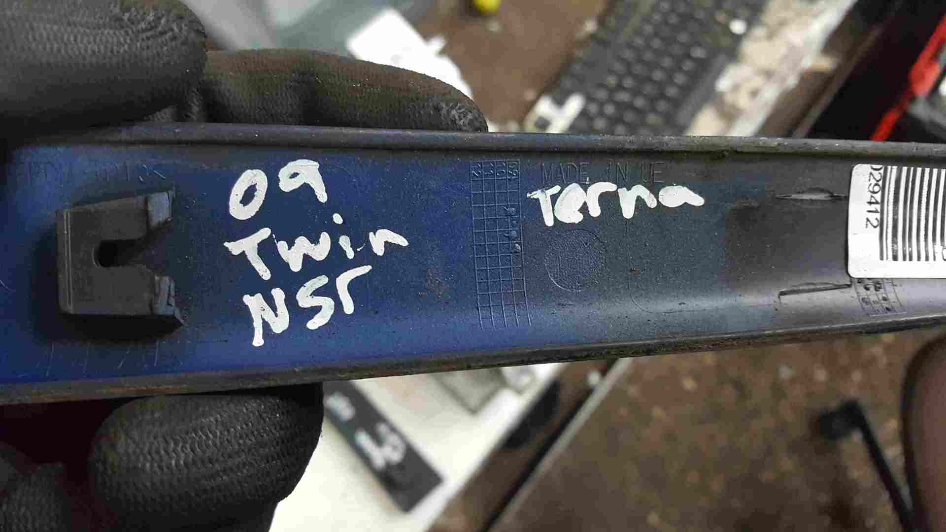 Renault Twingo 2007-2011 Passenger NSR Rear Door Moulding Trim Blue TERNA