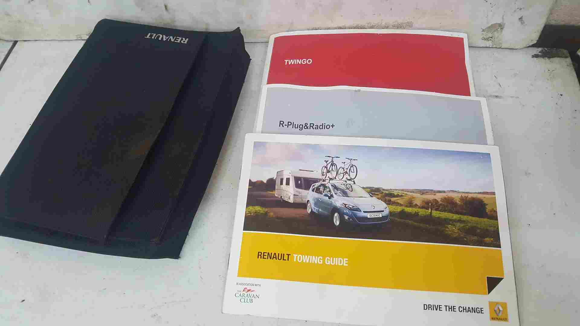 Thumb 2 Renault Twingo 2007-2011 Service Booklet Drivers Handbook