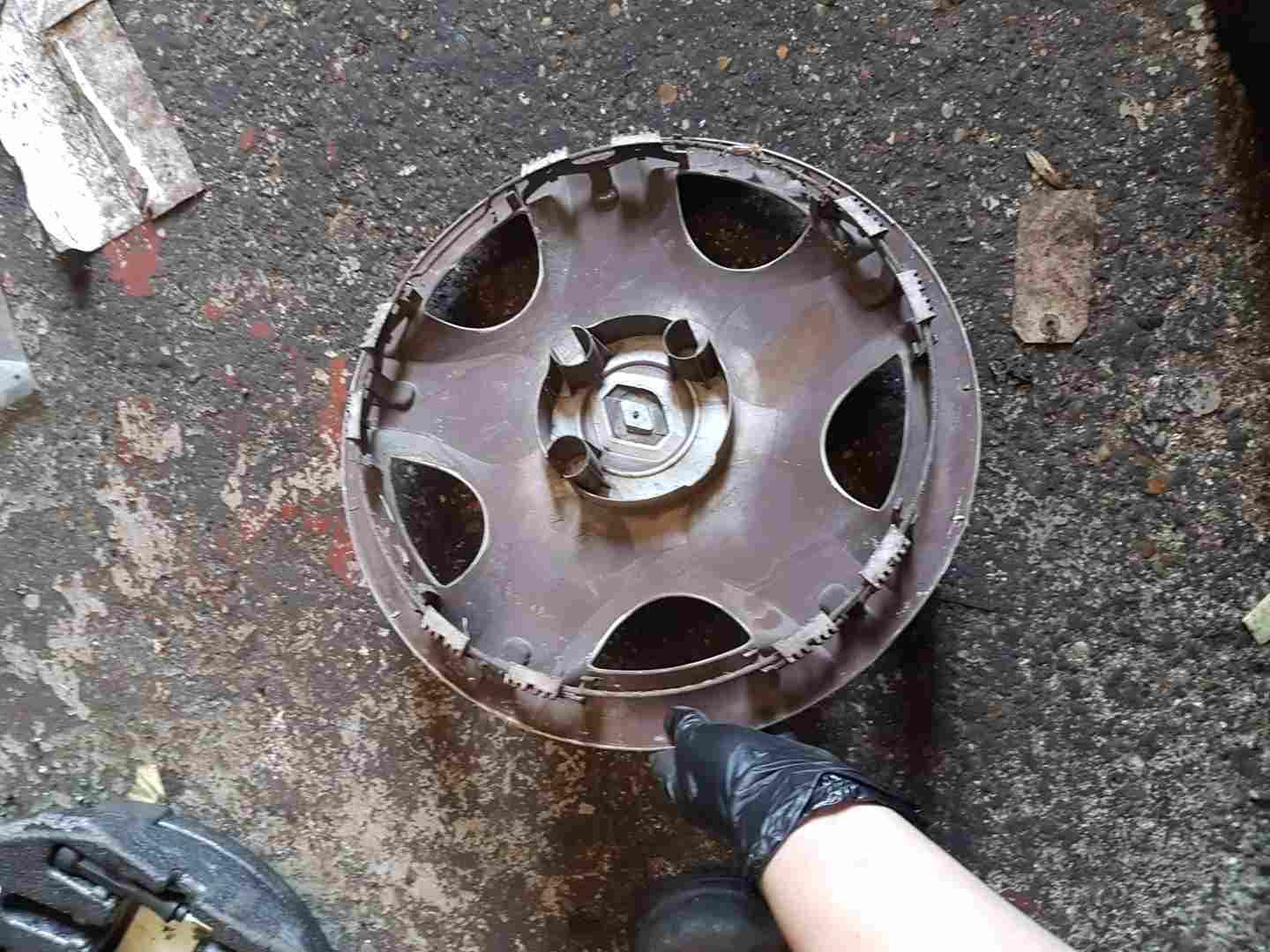 Thumb 8 Renault Twingo 2007-2011 Steel  Centre CAP Cover HUB 403154650R