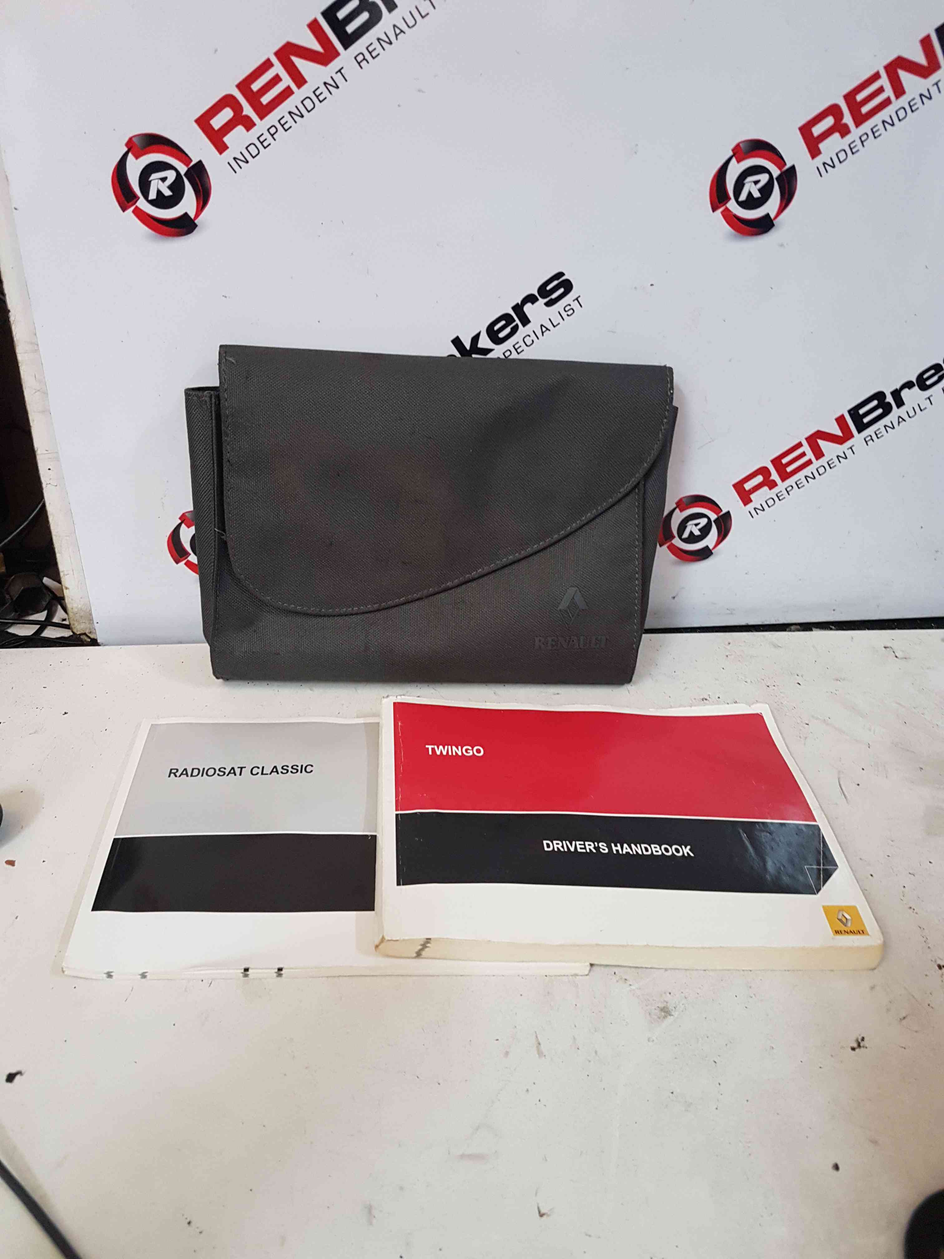Thumb 4 Renault Twingo 2007-2014 Drivers Handbook Documents Wallet Folder