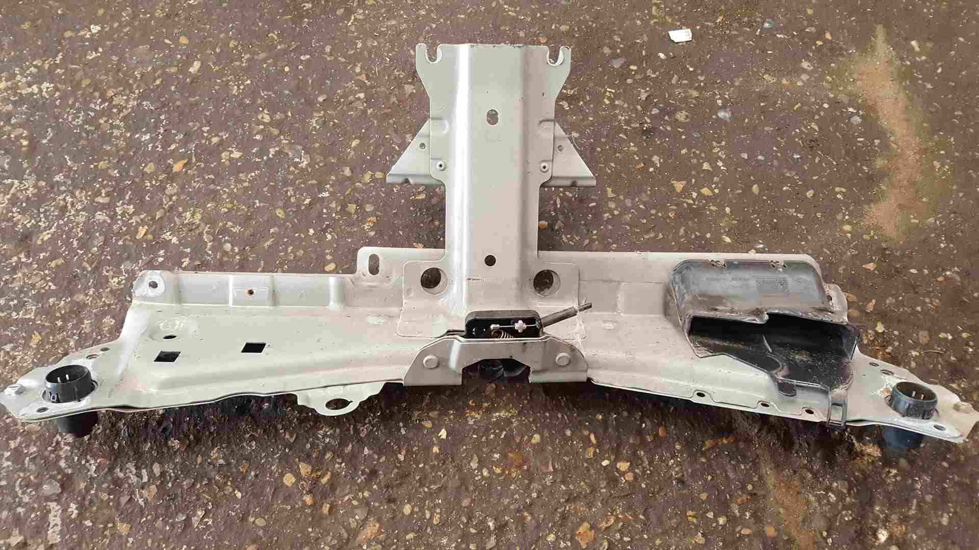 Thumb 4 Renault Twingo 2007-2014 Front Slam Panel Support BAR Silver Ted69