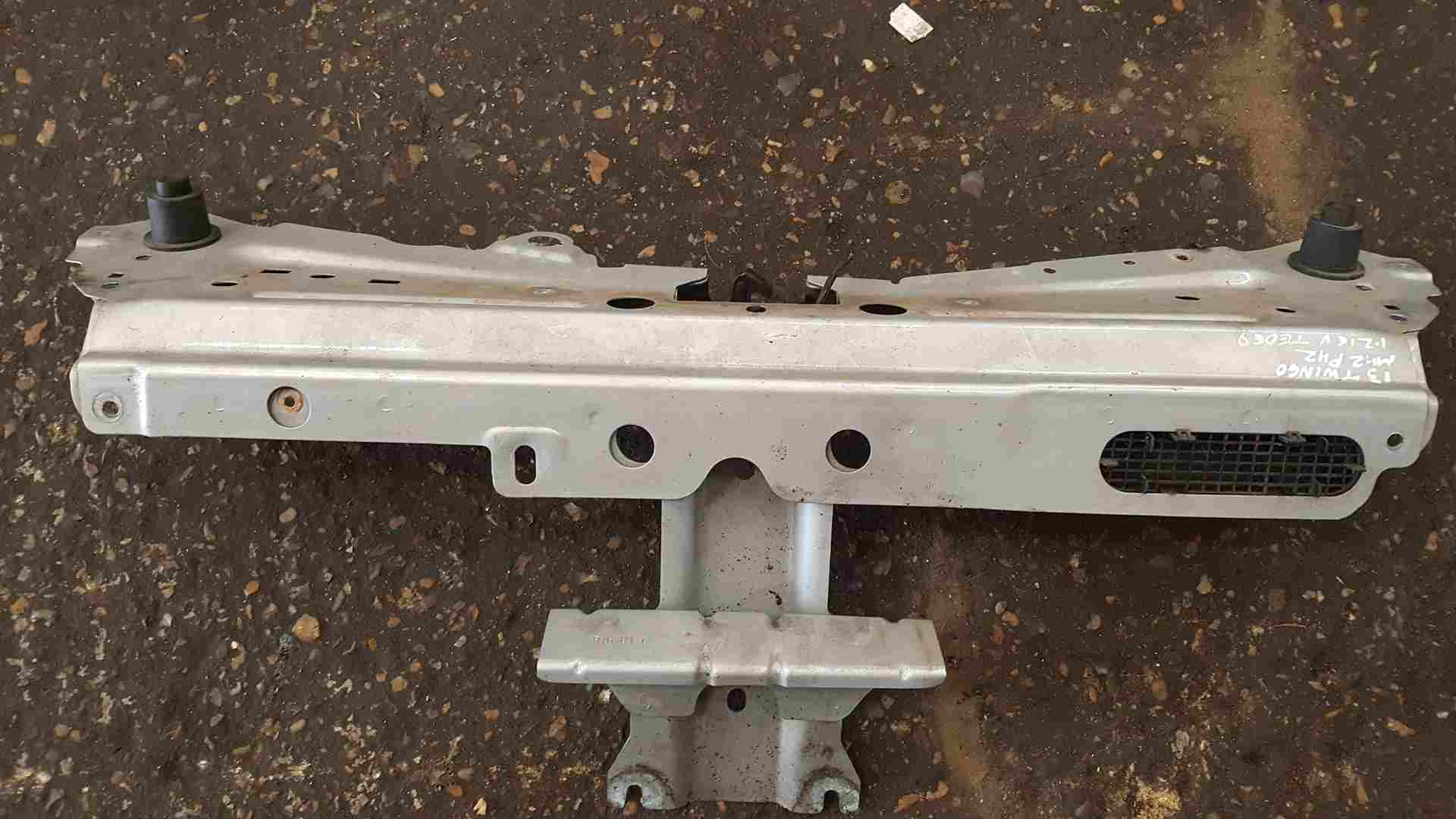 Thumb 6 Renault Twingo 2007-2014 Front Slam Panel Support BAR Silver Ted69