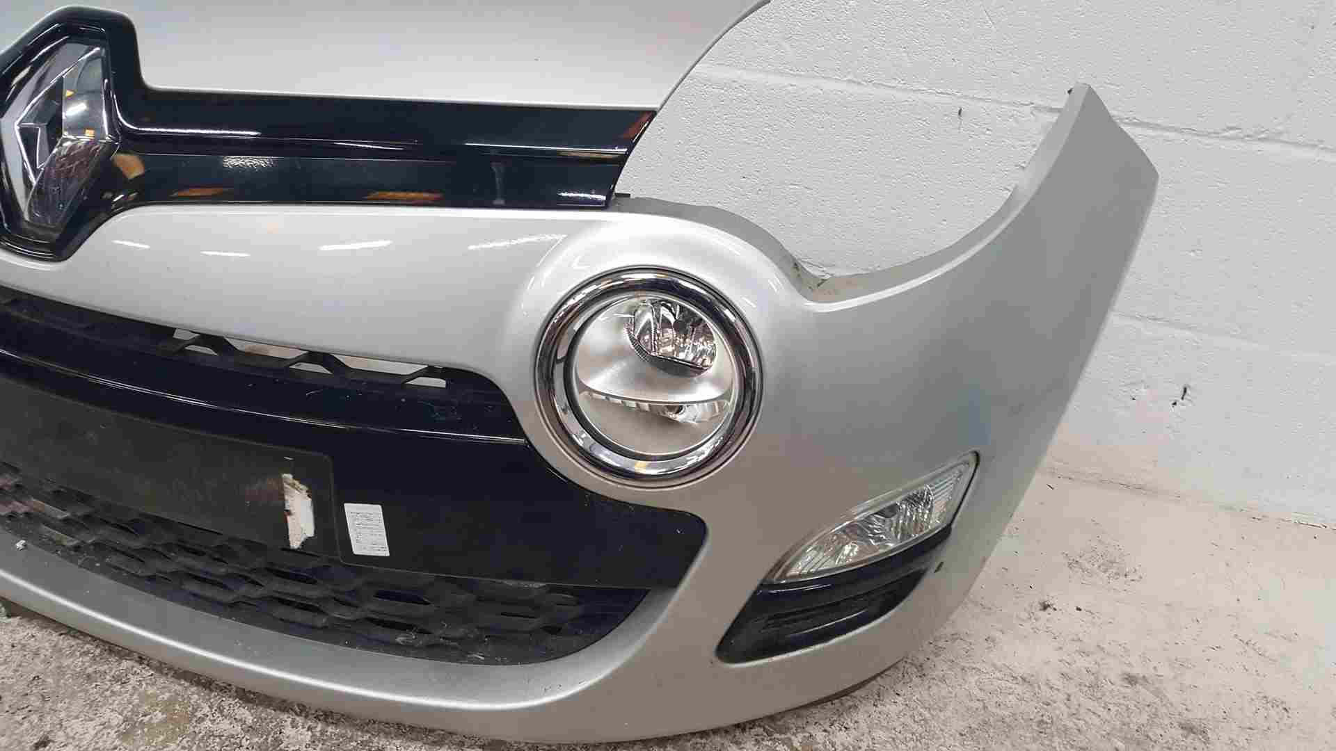 Thumb 2 Renault Twingo 2011-2014 Front Bumper Silver Ted69