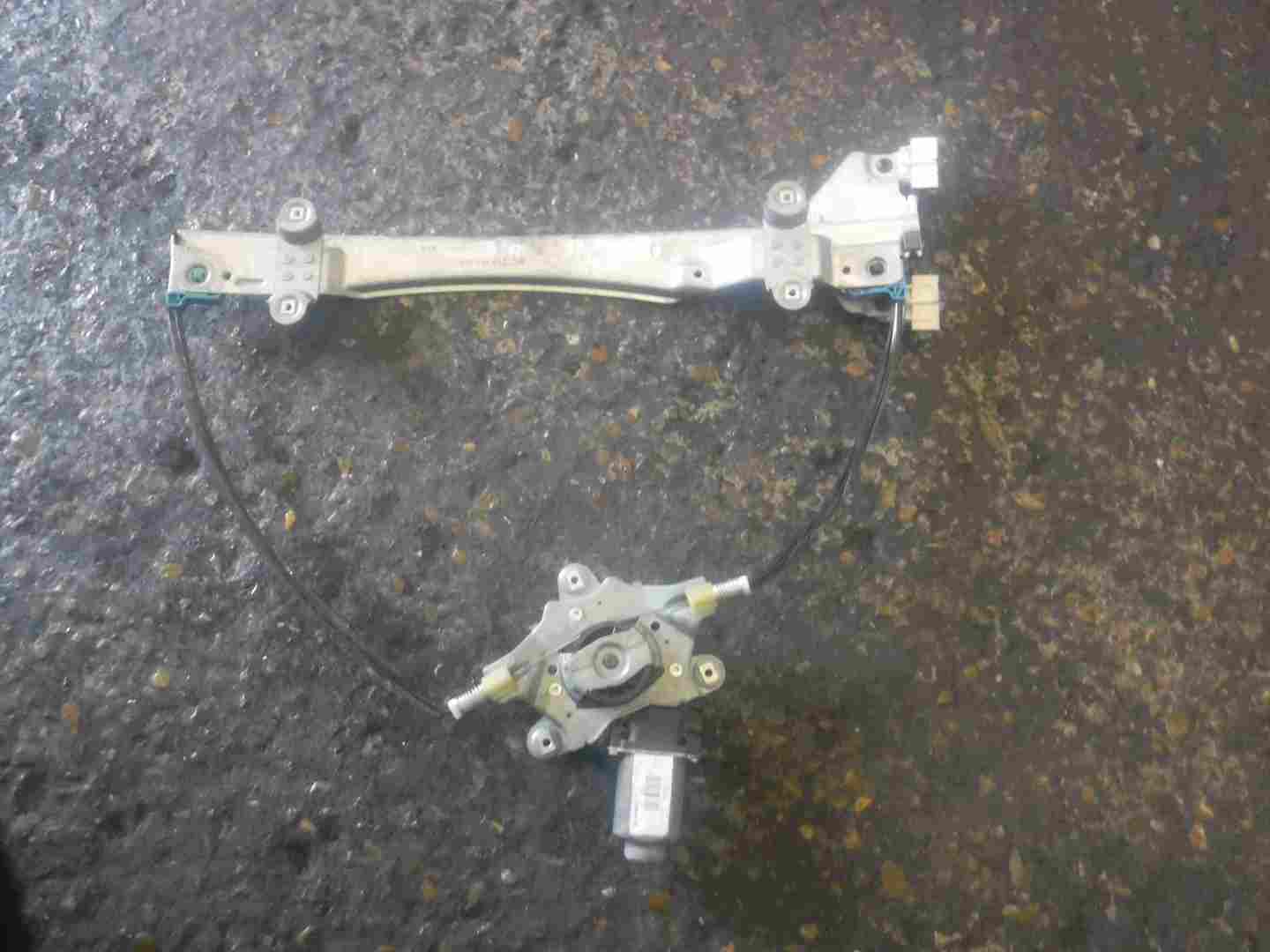 Renault Twingo 2011-2014 Passenger NSF Front Window Motor + Regulator