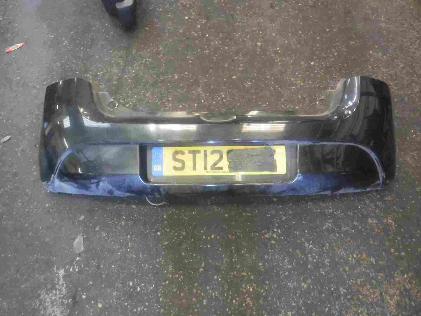 Renault Twingo 2011-2014 Rear Bumper Black 676