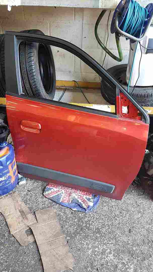 Thumb 2 Renault Twingo 2014-2017 Driver OSF Front Door Flame RED Tennp