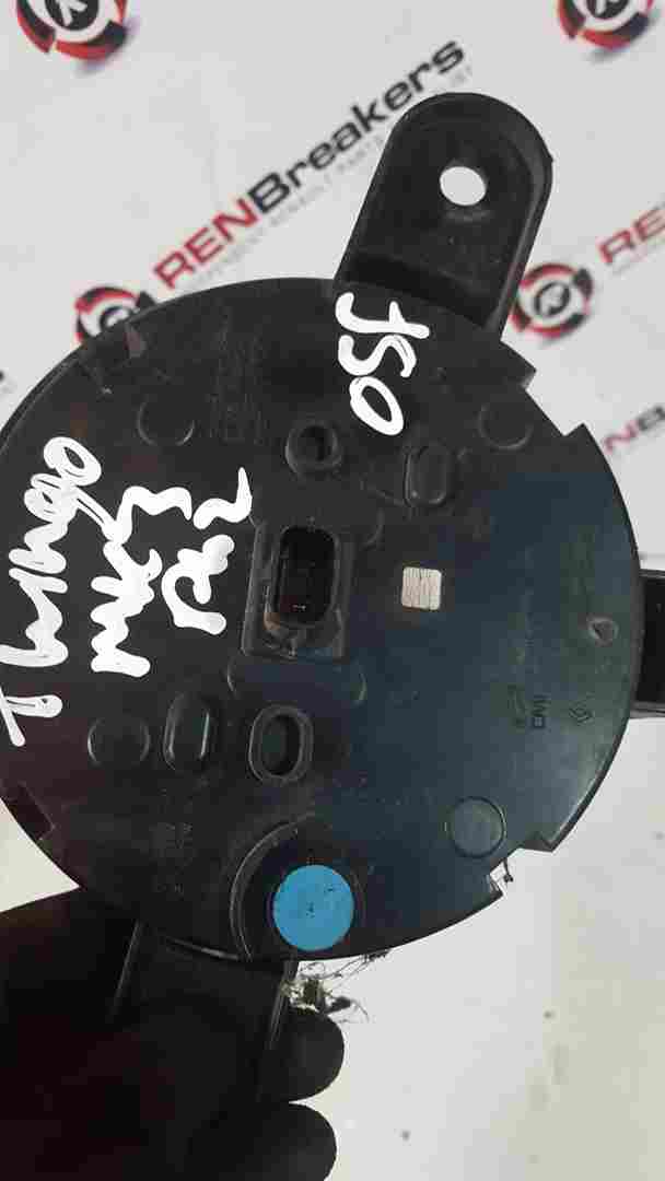 Thumb 4 Renault Twingo 2014-2017 Drivers OSF Front FOG Light Slight Crack 266007904R