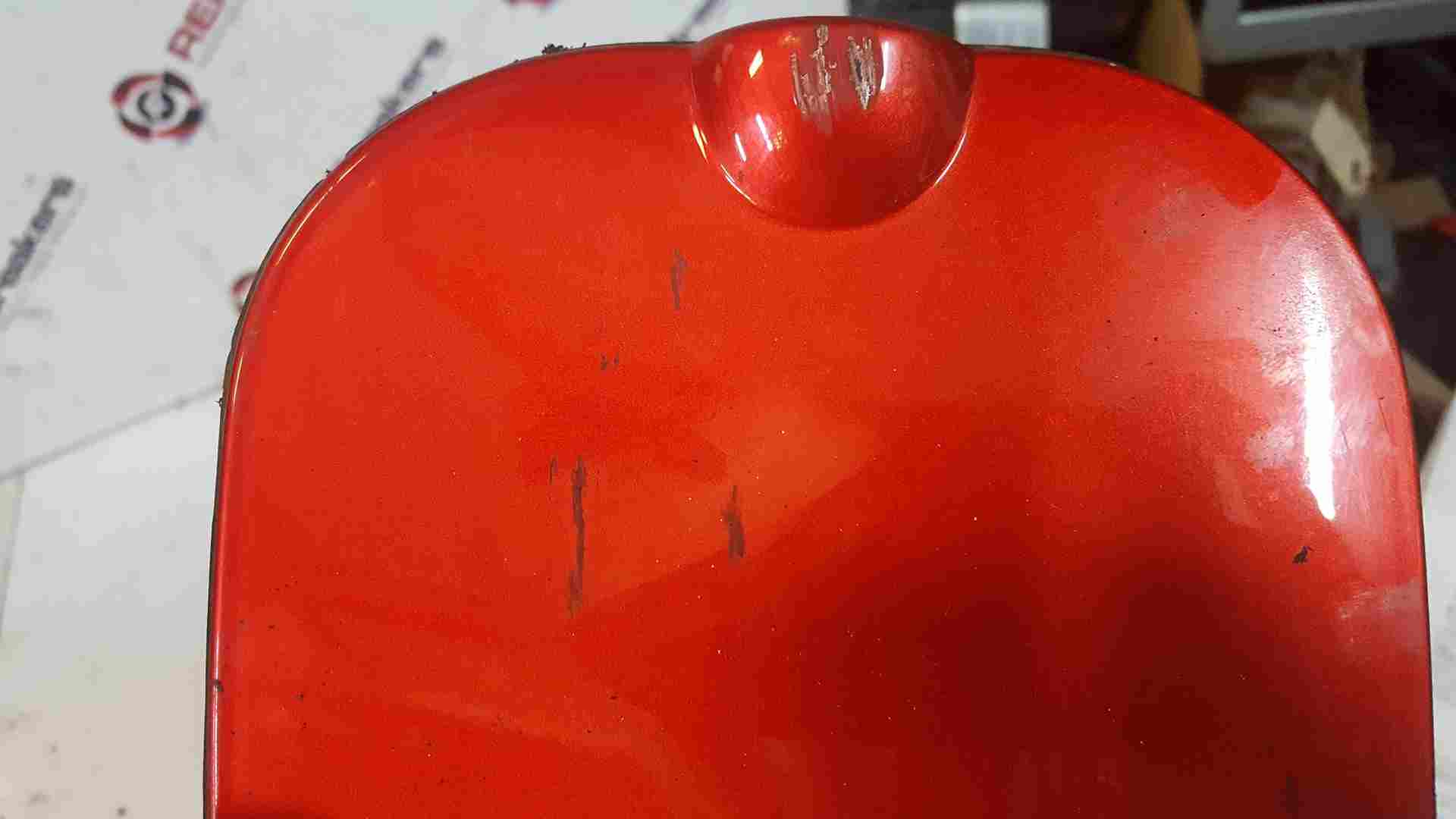 Thumb 3 Renault Twingo 2014-2017 Fuel Flap Cover RED Tennp