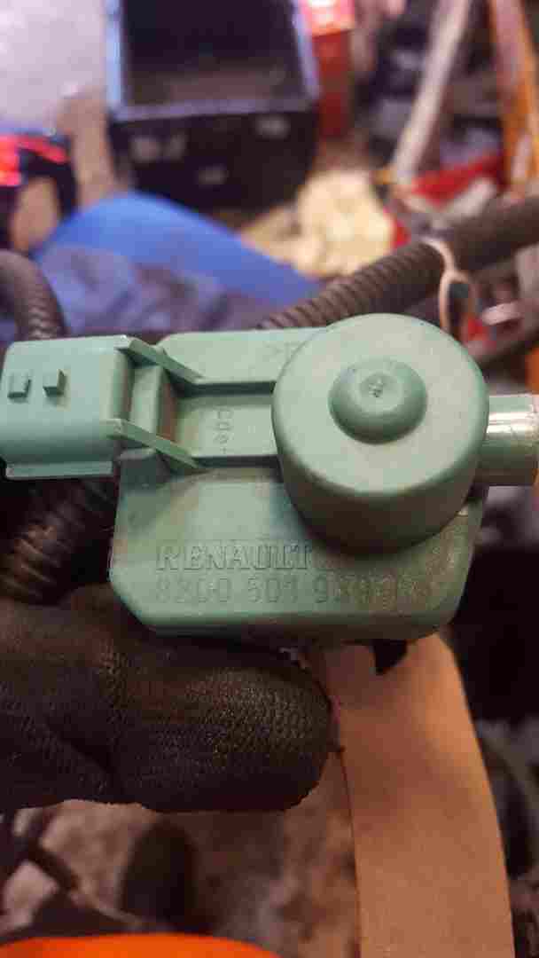 Thumb 5 Renault Twingo 2014-2017 Headlight Levelling Adjuster 8200501939