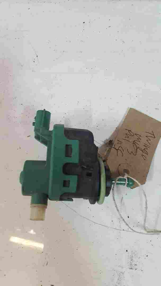 Renault Twingo 2014-2017 Headlight Levelling Adjuster 8200501939