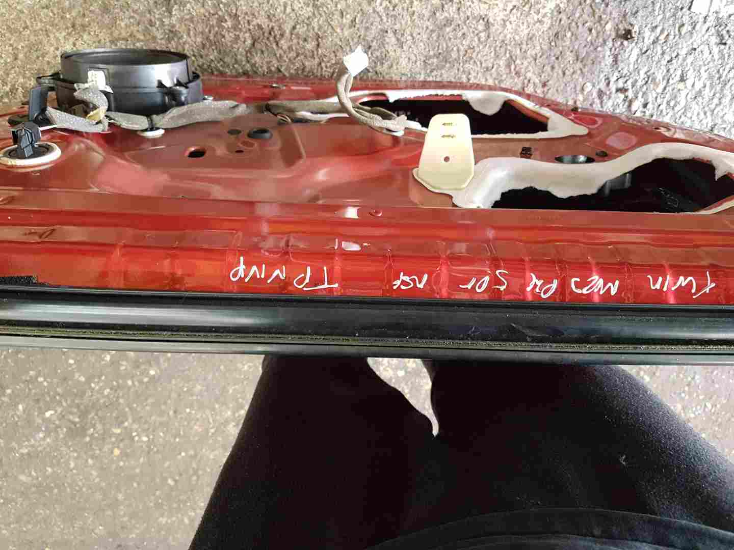 Thumb 3 Renault Twingo 2014-2017 Passenger NSF Front Door RED Tennp