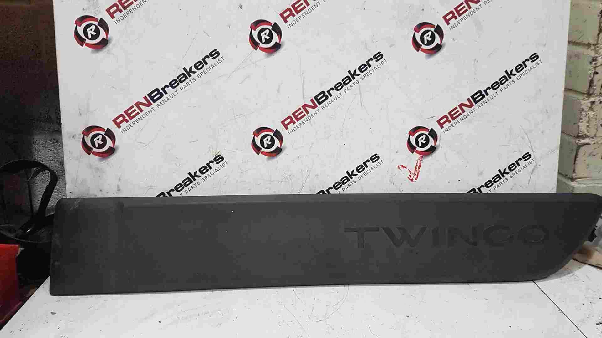 Thumb 2 Renault Twingo 2014-2017 Passenger NSR Rear Door Moulding Trim  828202033R