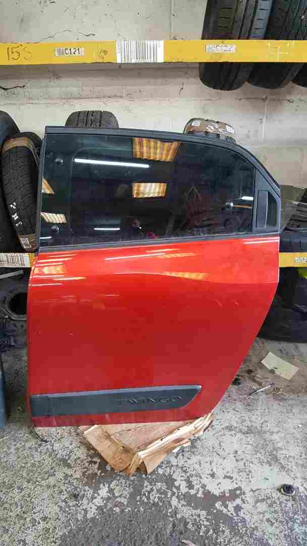Thumb 2 Renault Twingo 2014-2017 Passenger NSR Rear Door RED Tennp