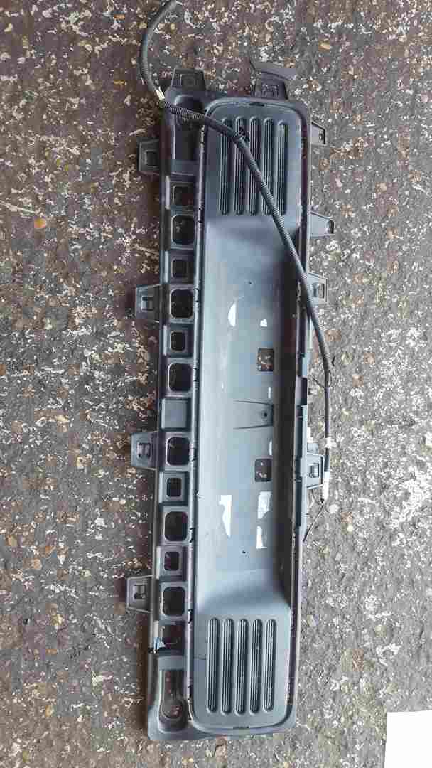 Renault Twingo 2014-2017 Rear Boot Trim Number Plate Lights 858329258R