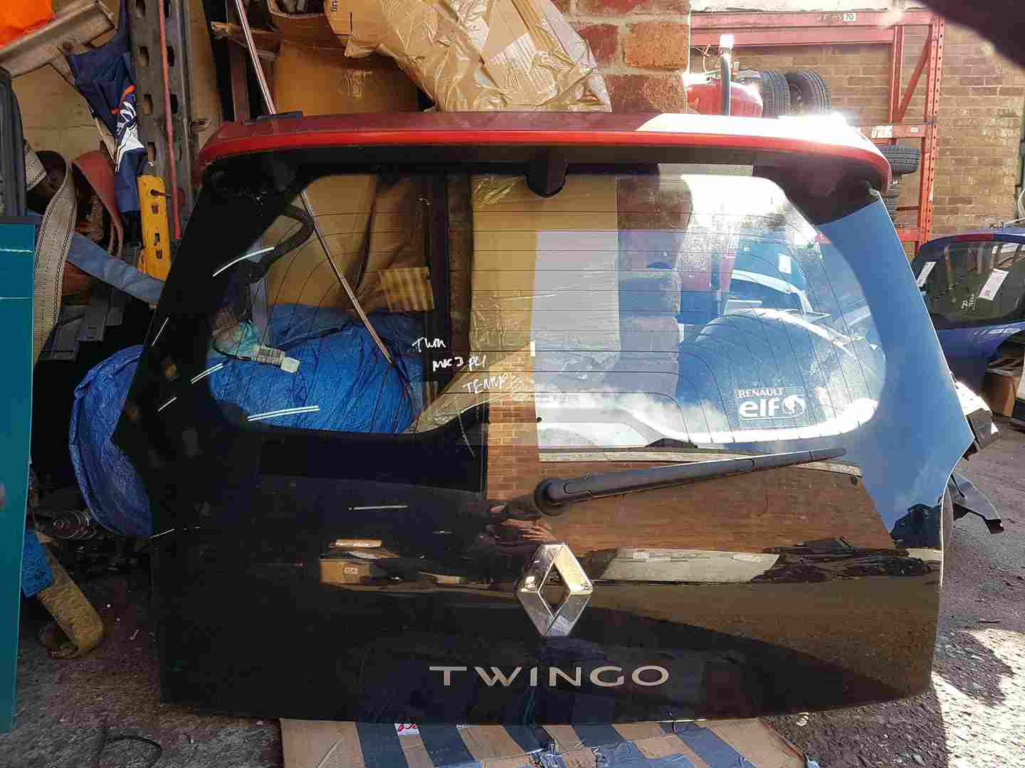 Renault Twingo 2014-2017 Rear Tailgate Boot Glass Tennp