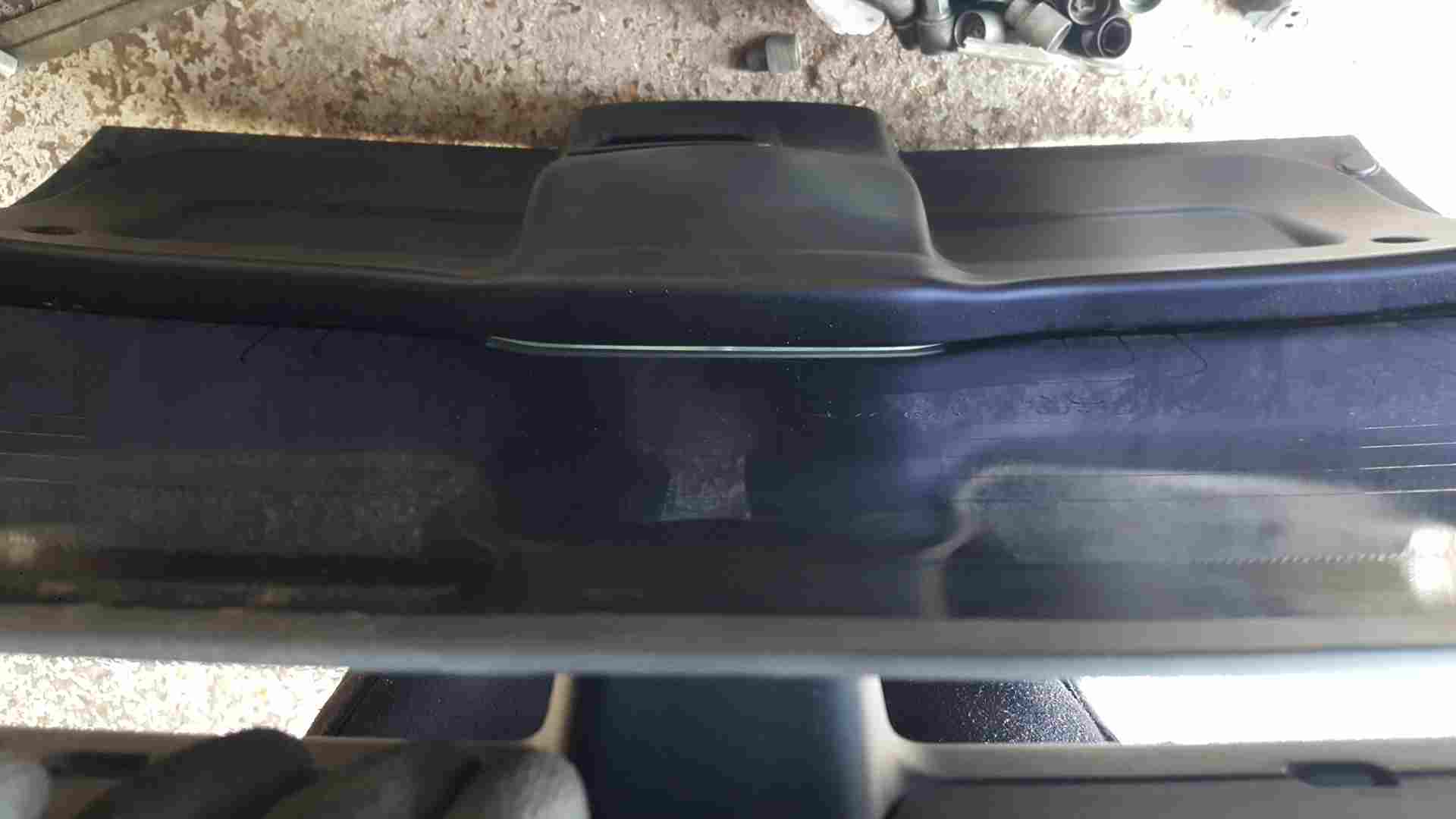 Thumb 8 Renault Twingo 2014-2017 Rear Tailgate Glass RED Spoiler Tennp