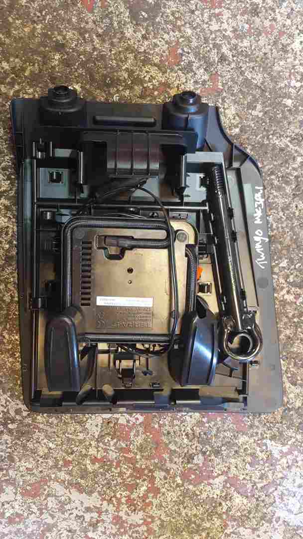 Thumb 4 Renault Twingo 2014-2017 Spare Wheel Inflator KIT Towing EYE 995654455R
