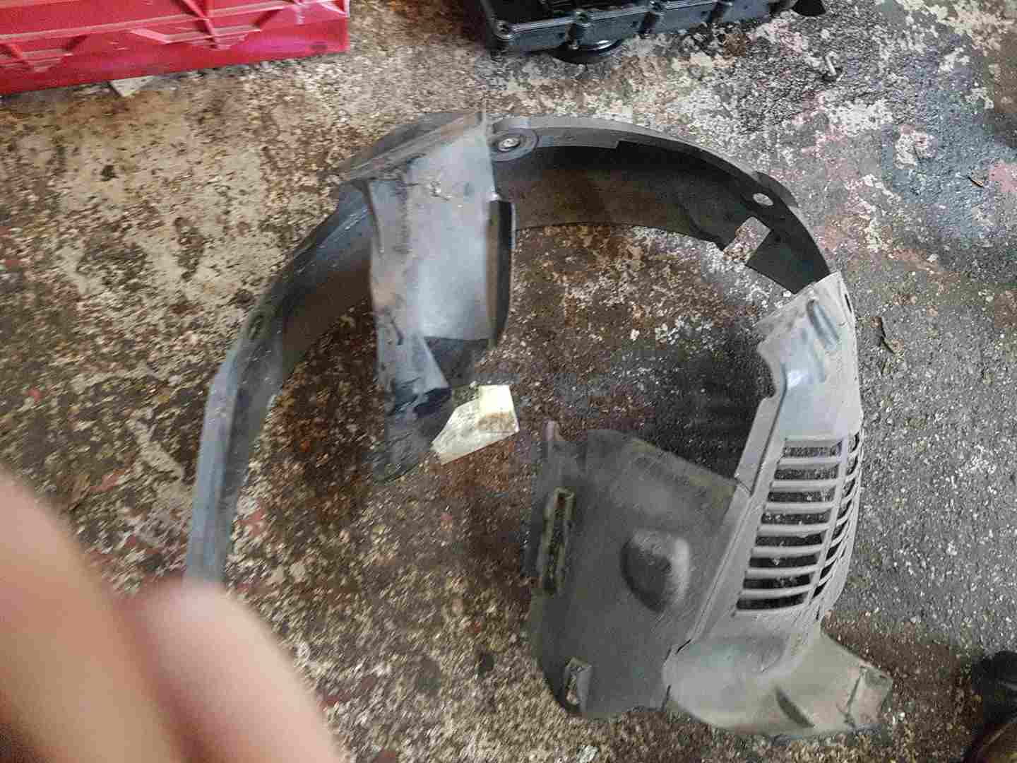 Thumb 3 Renault Twingo MK2 2007-2011 Passenger NSF Front Arch Liner Dirt Guard