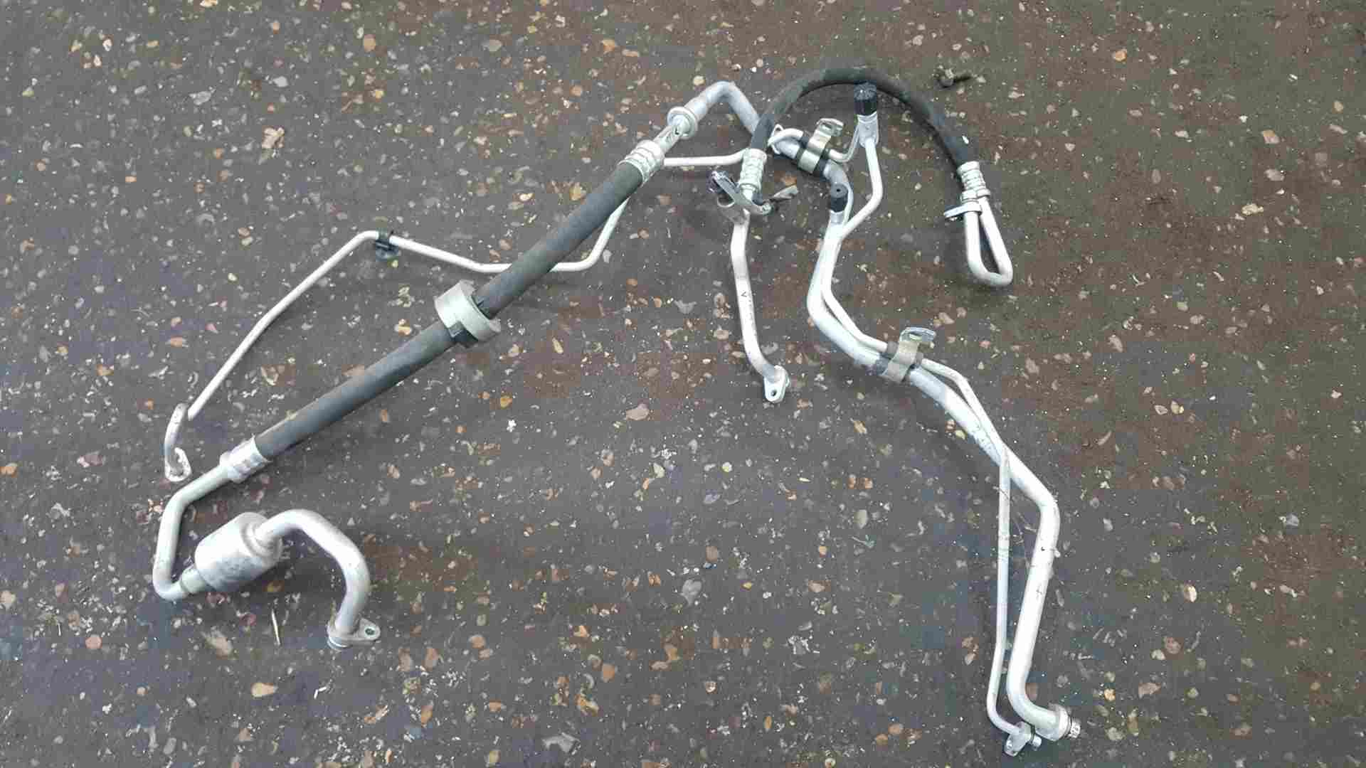 Thumb 2 Renault Twingo MK2 2011-2014 1.2 16V Aircon Pipes Complete SET D4F722 8200456582