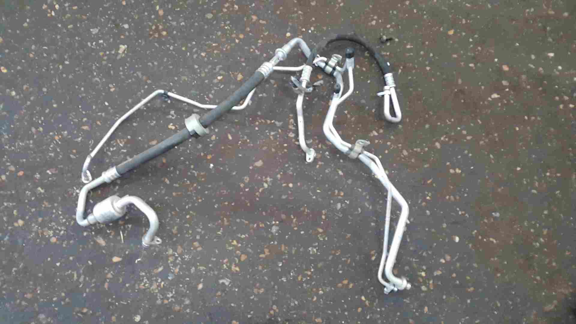 Renault Twingo MK2 2011-2014 1.2 16V Aircon Pipes Complete SET D4F722 8200456582