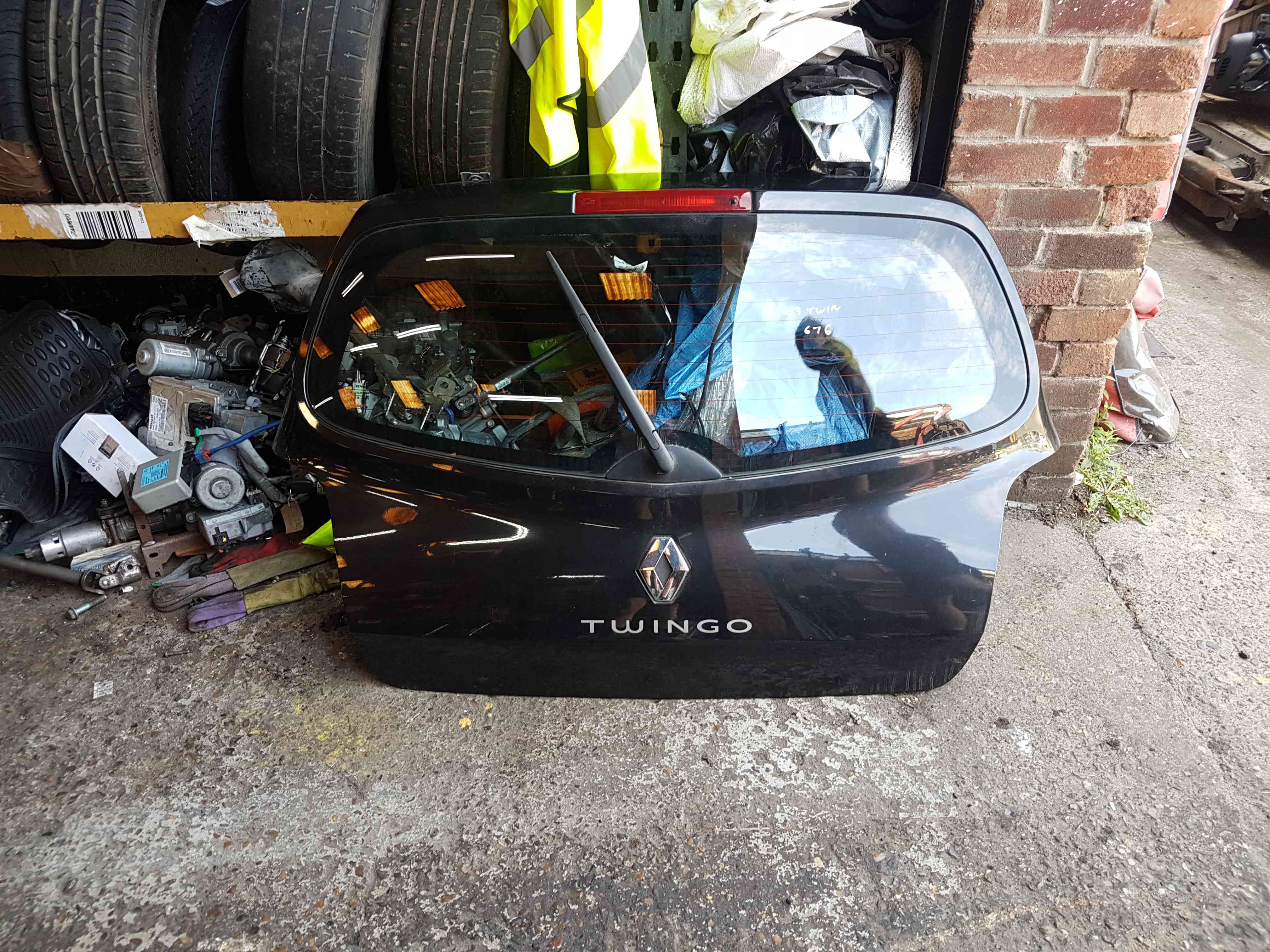 Thumb 2 Renault Twingo MK2 2011-2014 Rear Tailgate Boot Black 676