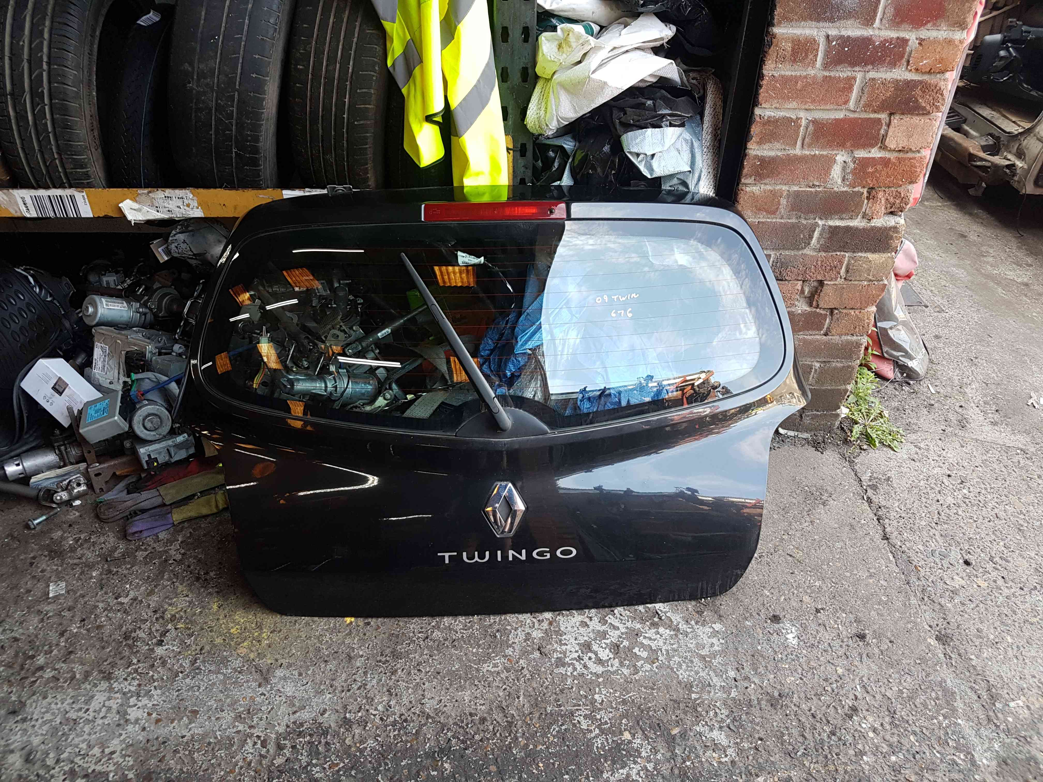 Thumb 13 Renault Twingo MK2 2011-2014 Rear Tailgate Boot Black 676