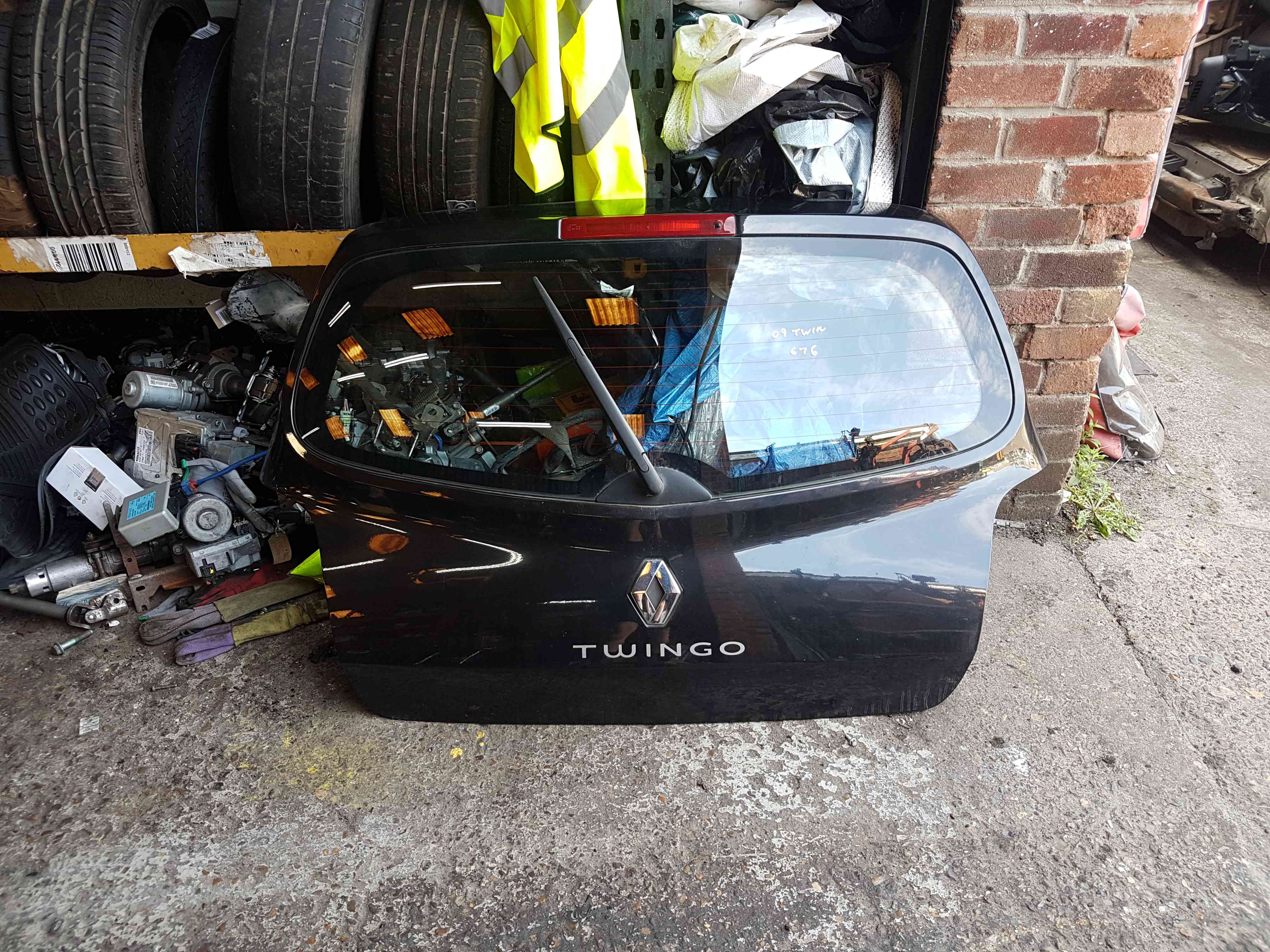 Thumb 4 Renault Twingo MK2 2011-2014 Rear Tailgate Boot Black 676