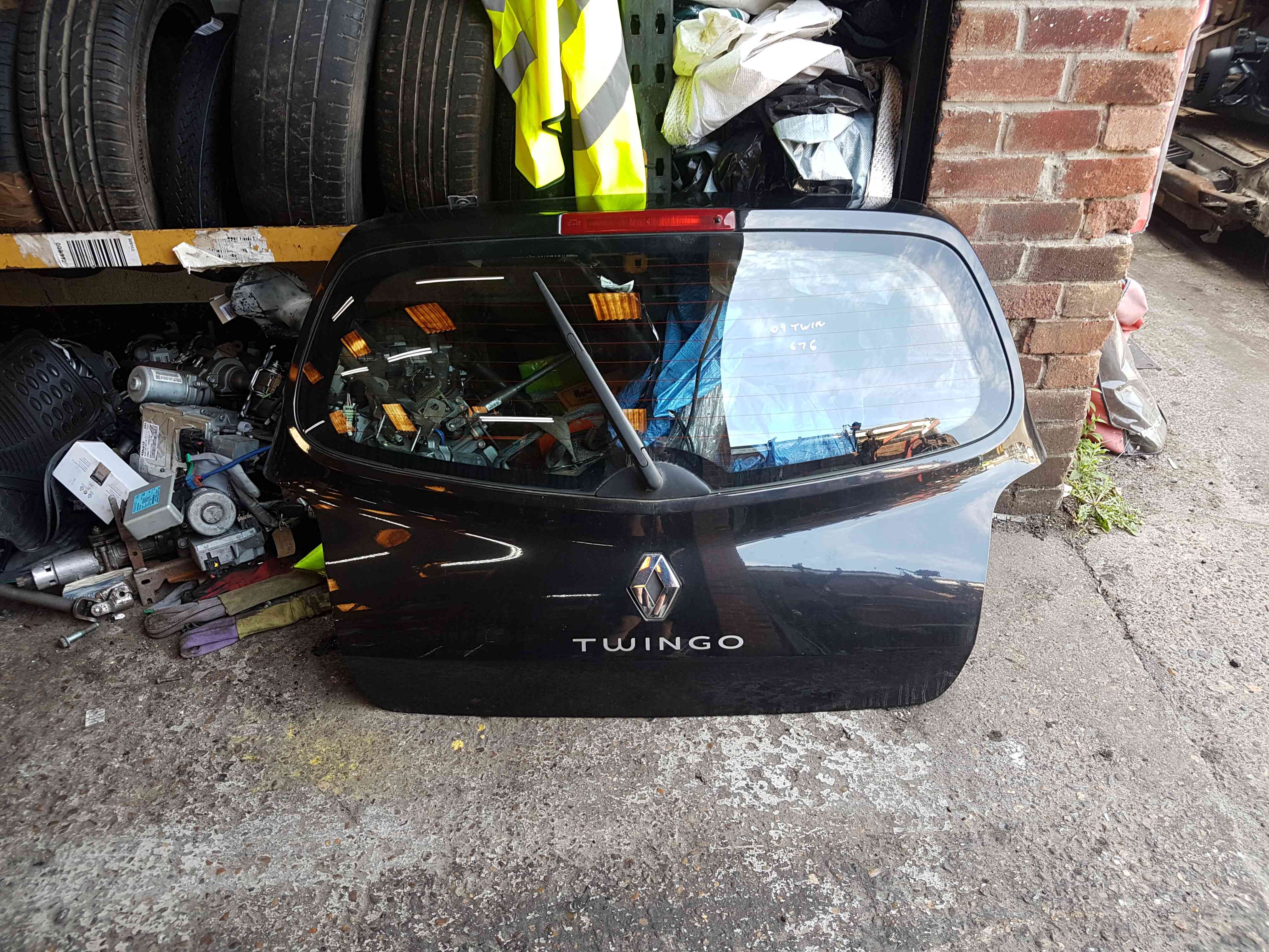 Thumb 5 Renault Twingo MK2 2011-2014 Rear Tailgate Boot Black 676