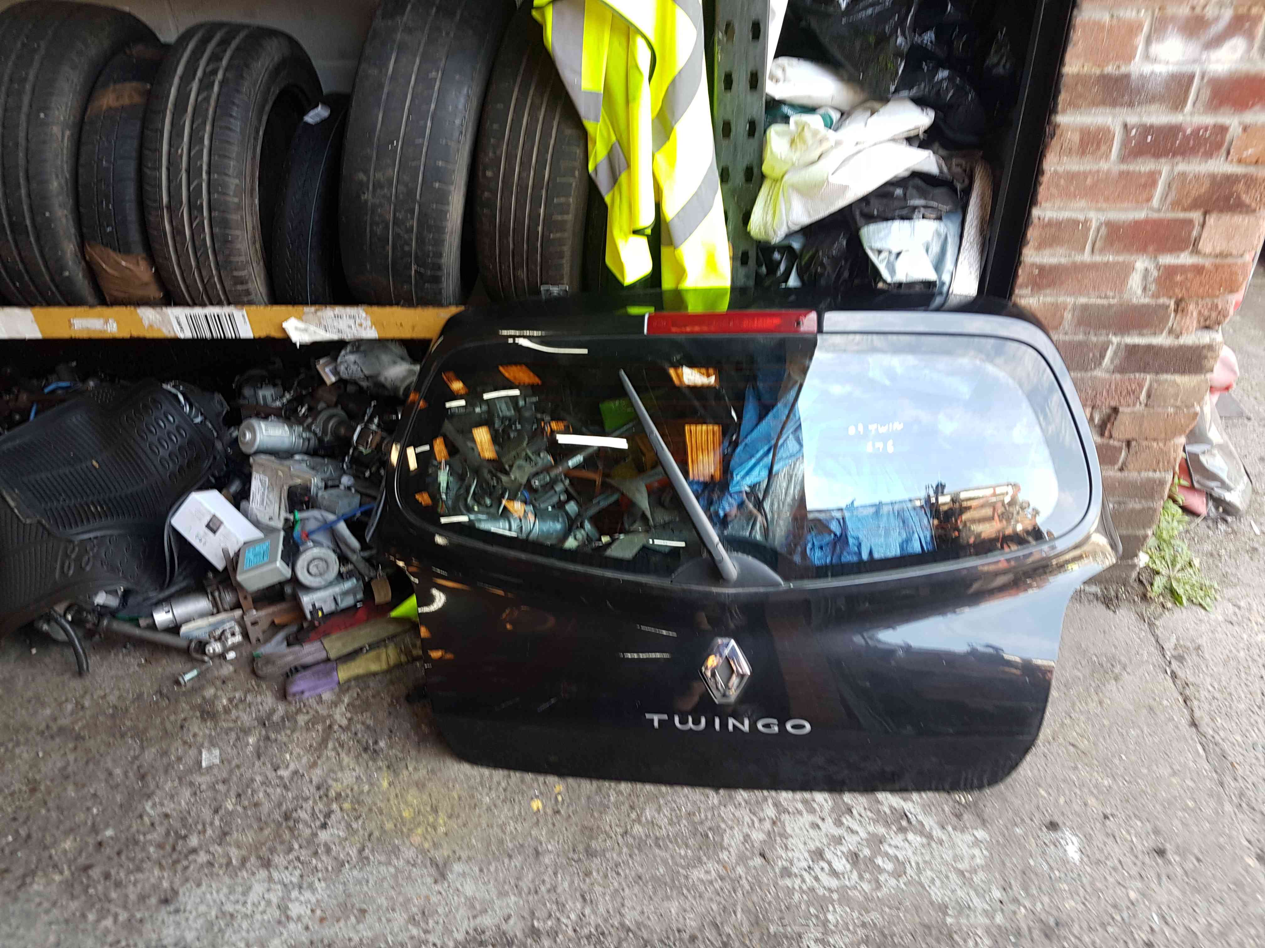 Thumb 6 Renault Twingo MK2 2011-2014 Rear Tailgate Boot Black 676