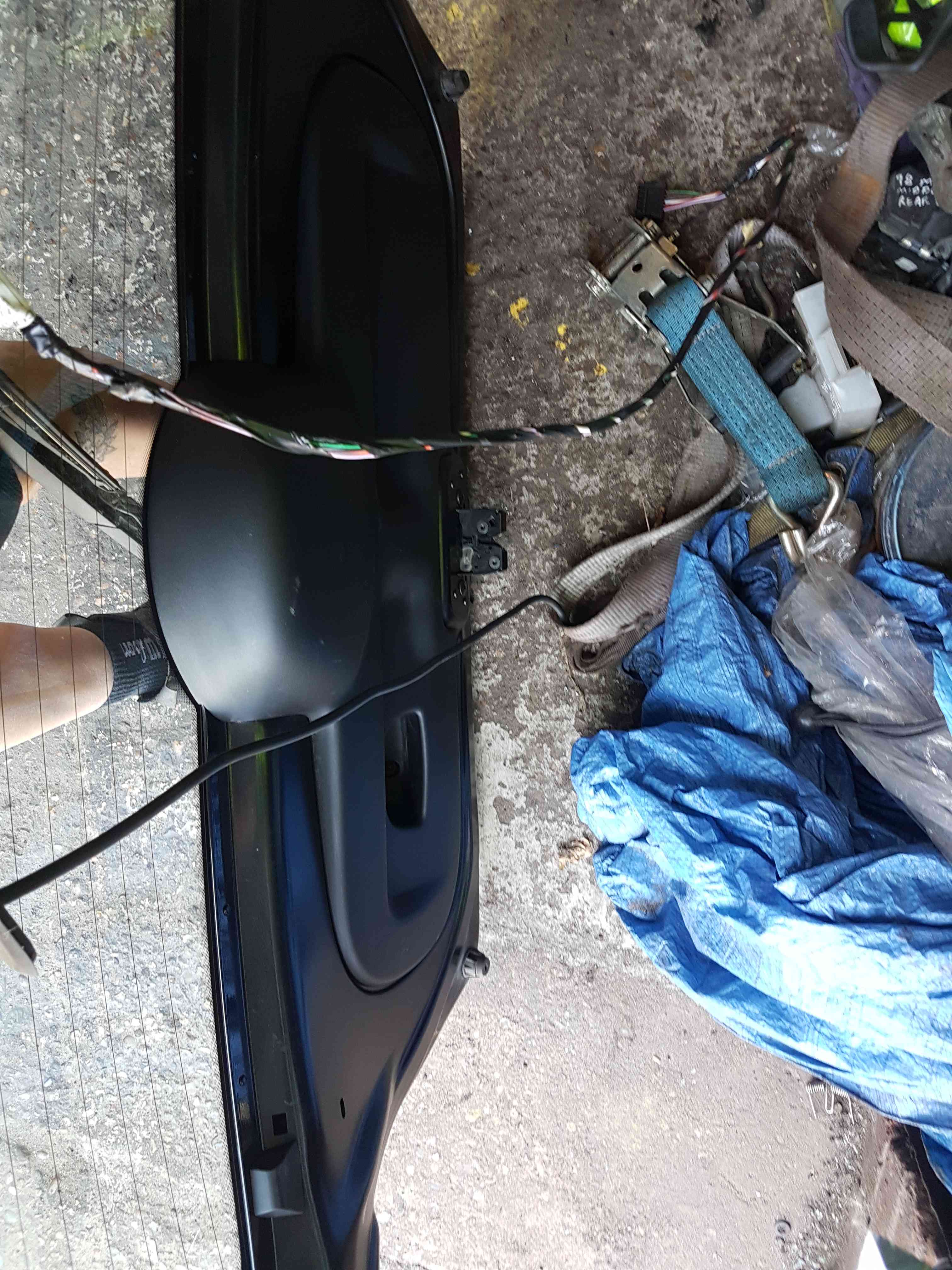 Thumb 8 Renault Twingo MK2 2011-2014 Rear Tailgate Boot Black 676