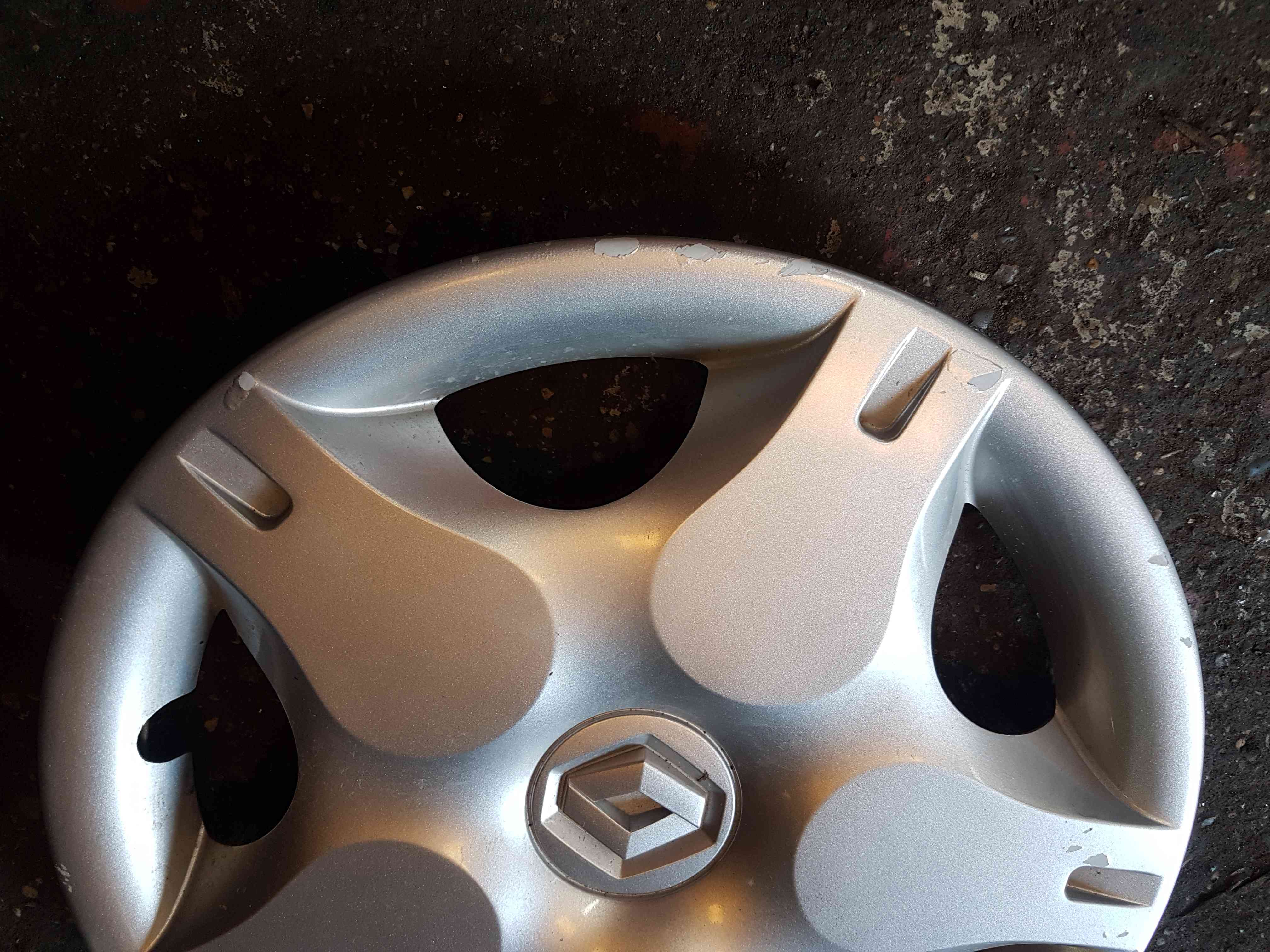 Thumb 5 Renault Twingo MK2 2011-2014 Steel Wheel HUB Cap Trim Cover 8200463064