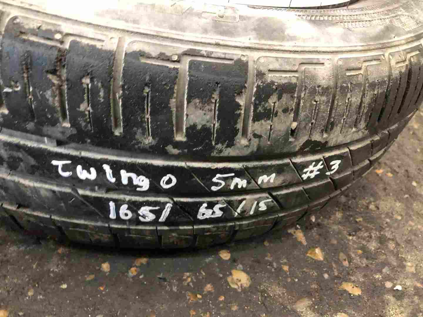 Thumb 7 Renault Twingo MK3 2014-2017 Alloy Wheel 15 Inch 403000684R 165 65 15 5mm 4/5