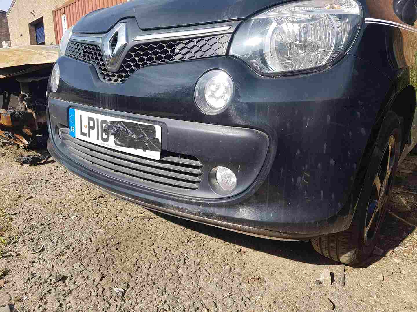 Thumb 6 Renault Twingo MK3 2014-2017 Front Bumper Black Tegne   Bumper Lights
