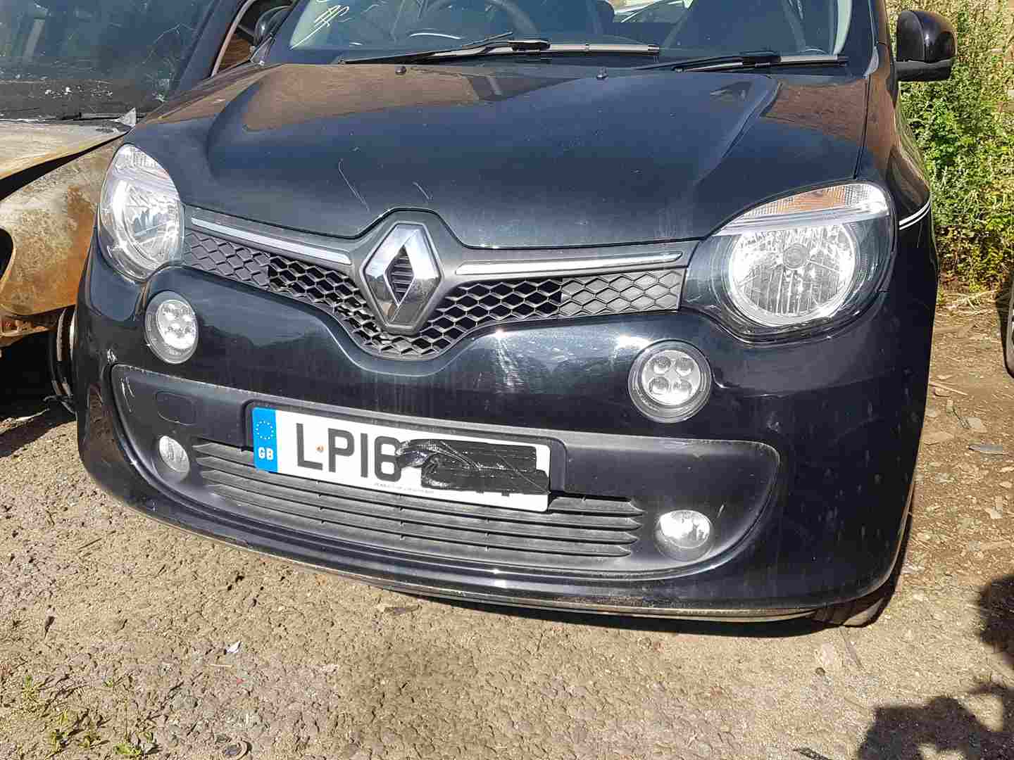Renault Twingo MK3 2014-2017 Front Bumper Black Tegne   Bumper Lights