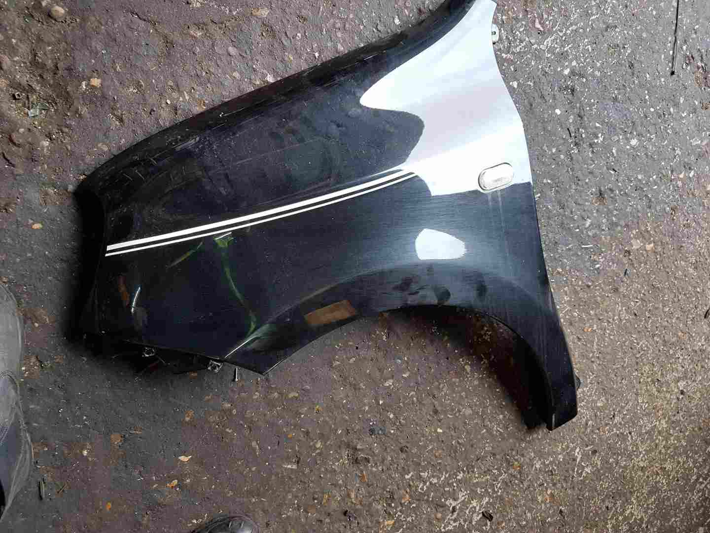 Thumb 3 Renault Twingo MK3 2014-2017 Passenger NSF Wing Tegne Black
