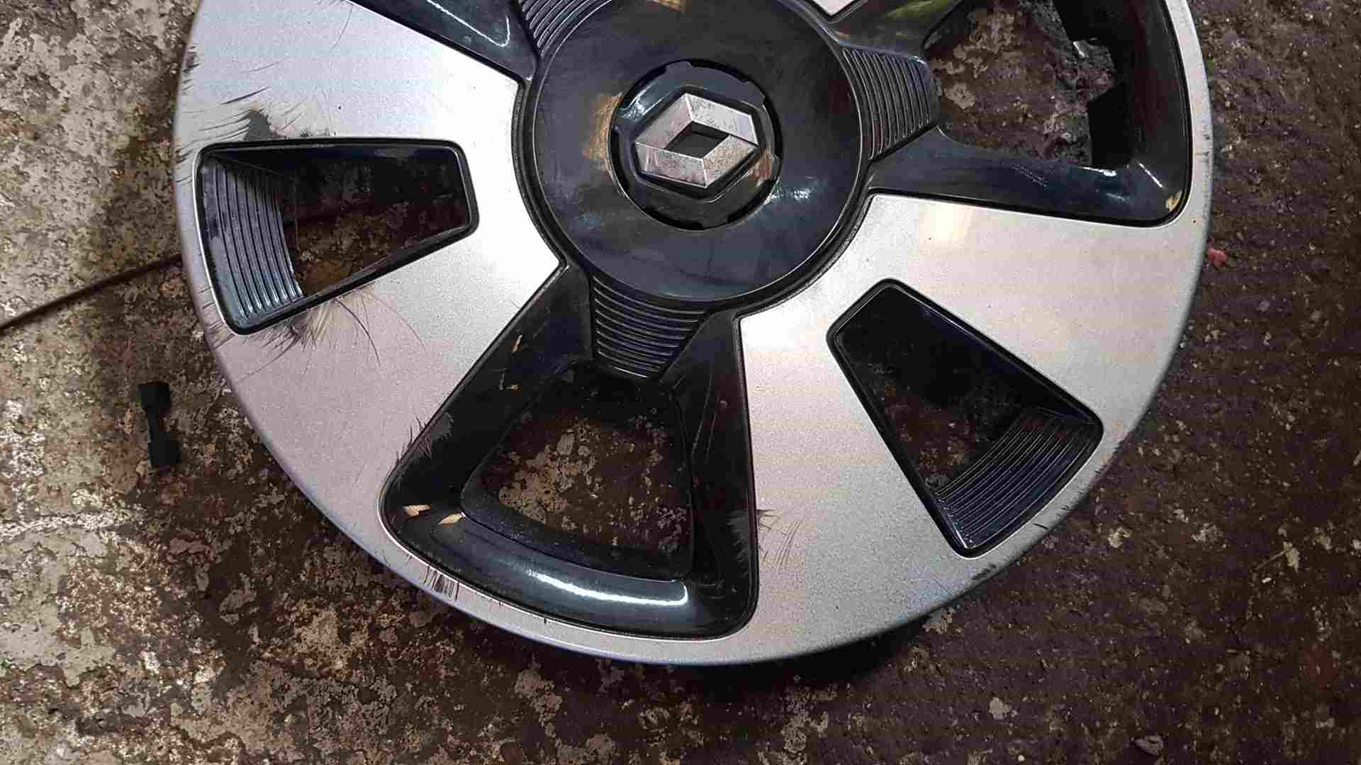Thumb 3 Renault Twingo MK3 2014-2017 Steel Wheel HUB  CAP Trim Cover 15inch 403152924R
